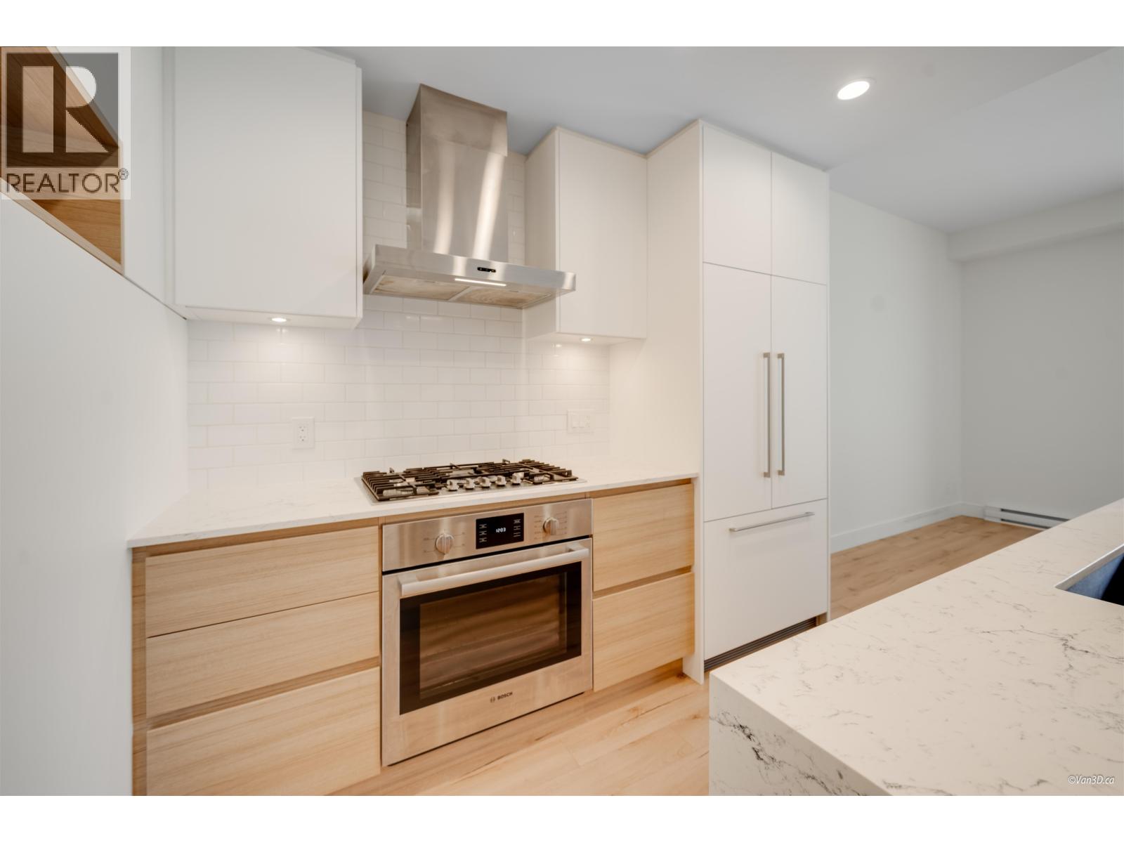 201 55 Klahanie Drive, Port Moody, British Columbia  V3H 0M9 - Photo 6 - R3105785