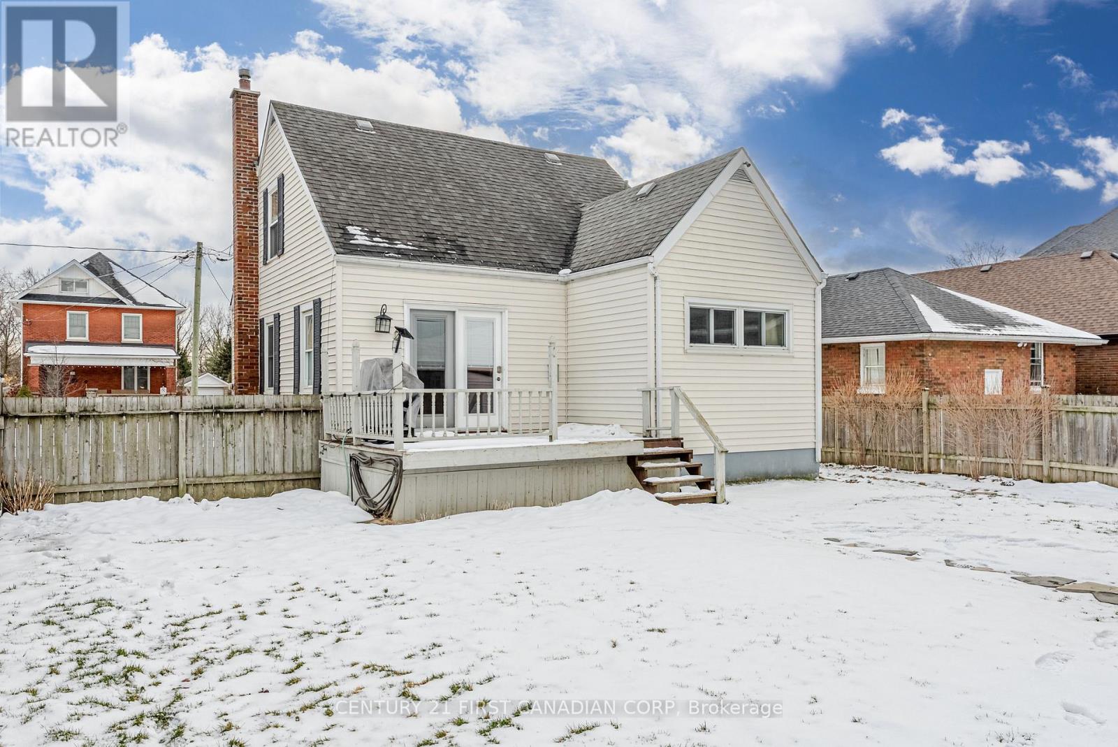 108 Myrtle Street, St. Thomas, Ontario  N5R 2G3 - Photo 41 - X12943844