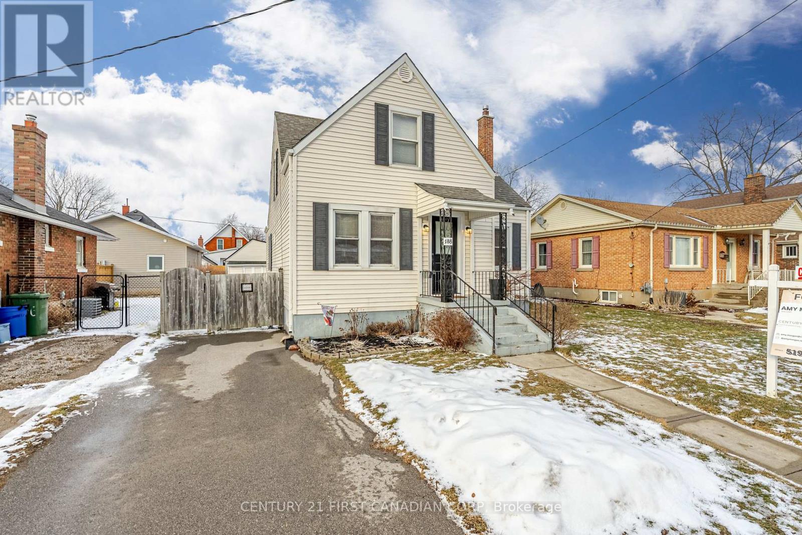 108 Myrtle Street, St. Thomas, Ontario  N5R 2G3 - Photo 6 - X12943844
