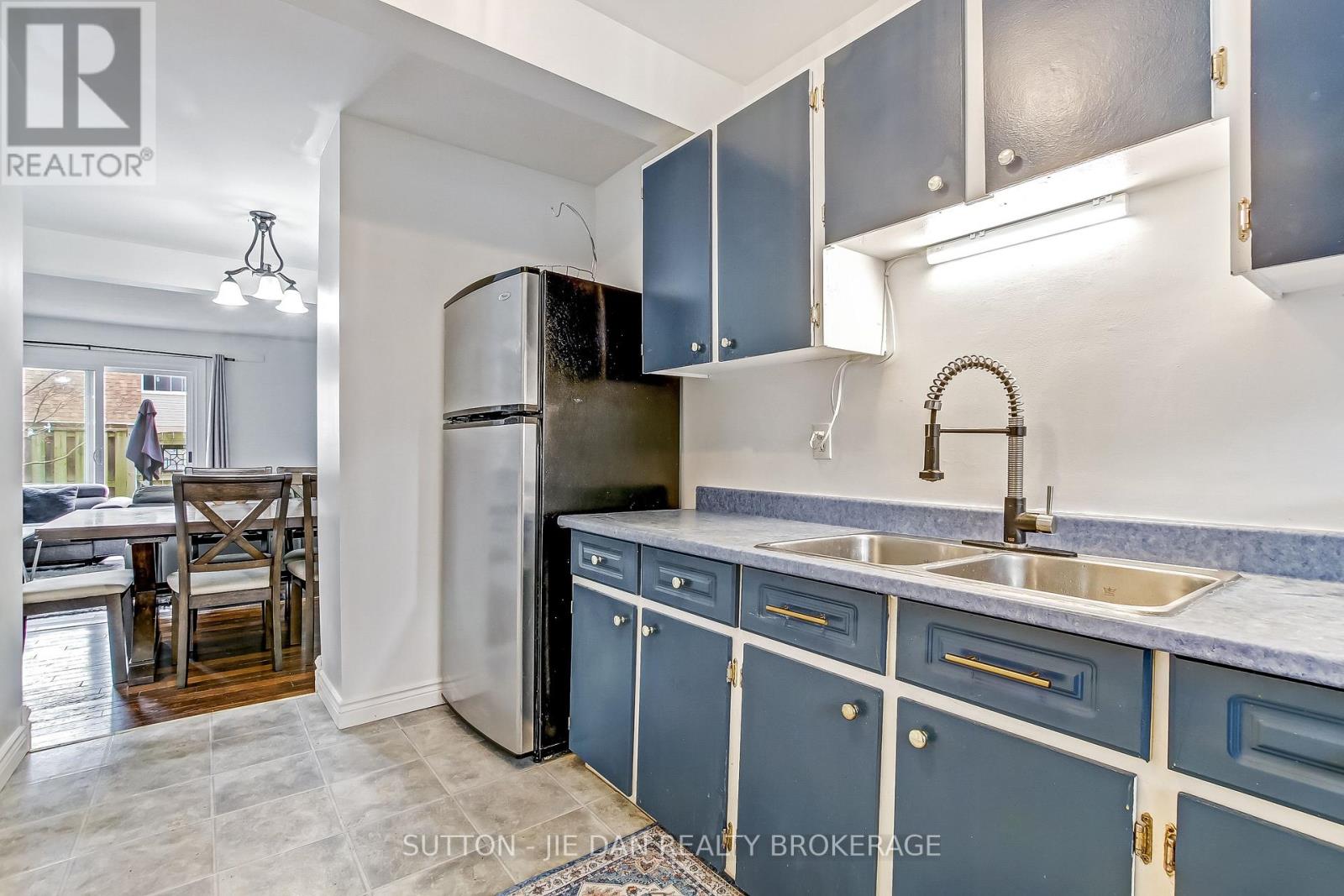 30 - 775 Osgoode Drive, London South, Ontario  N6E 1C2 - Photo 7 - X12943910