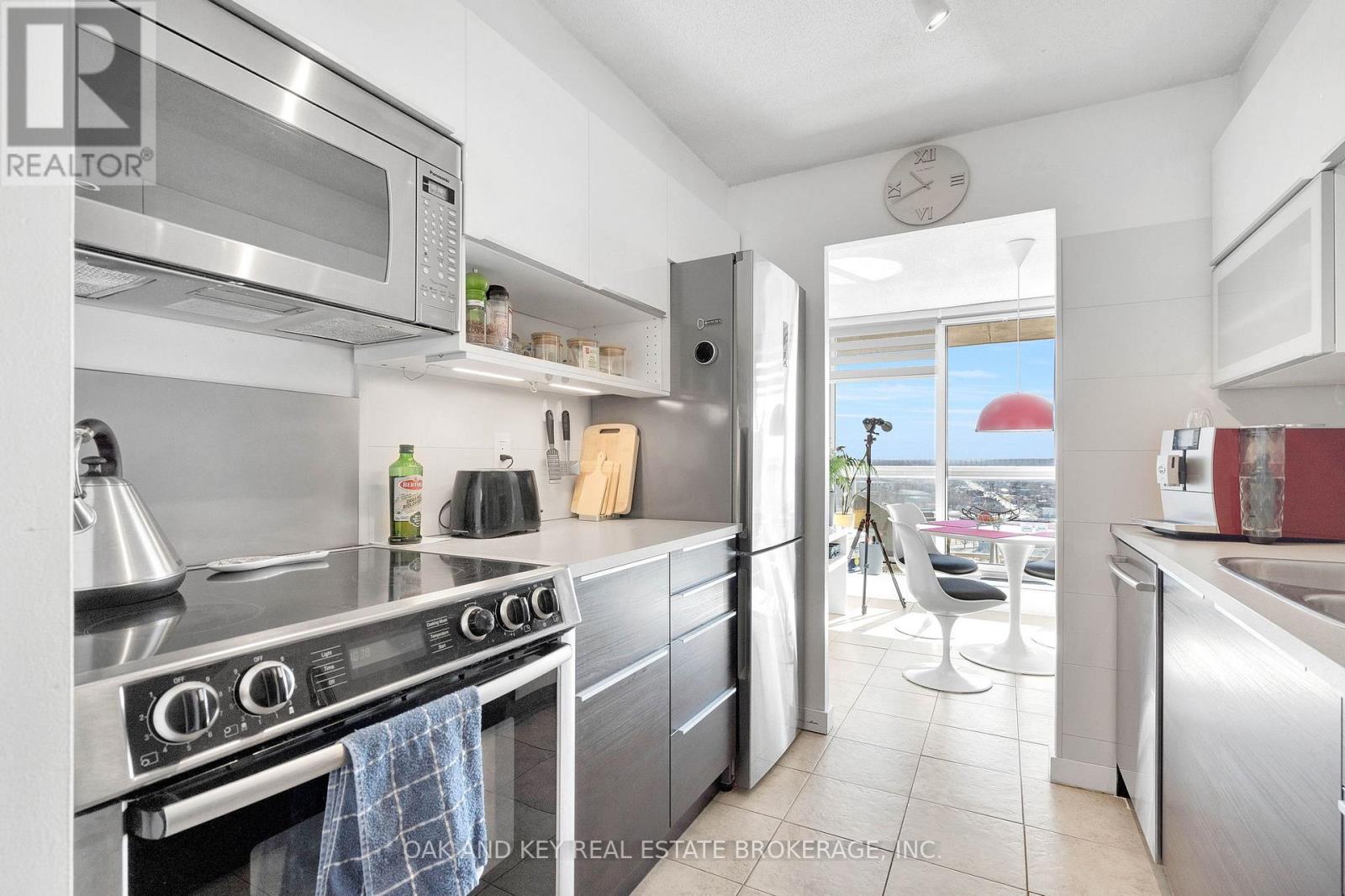 1805 - 323 Colborne Street, London East, Ontario  N6B 3N8 - Photo 13 - X12943936