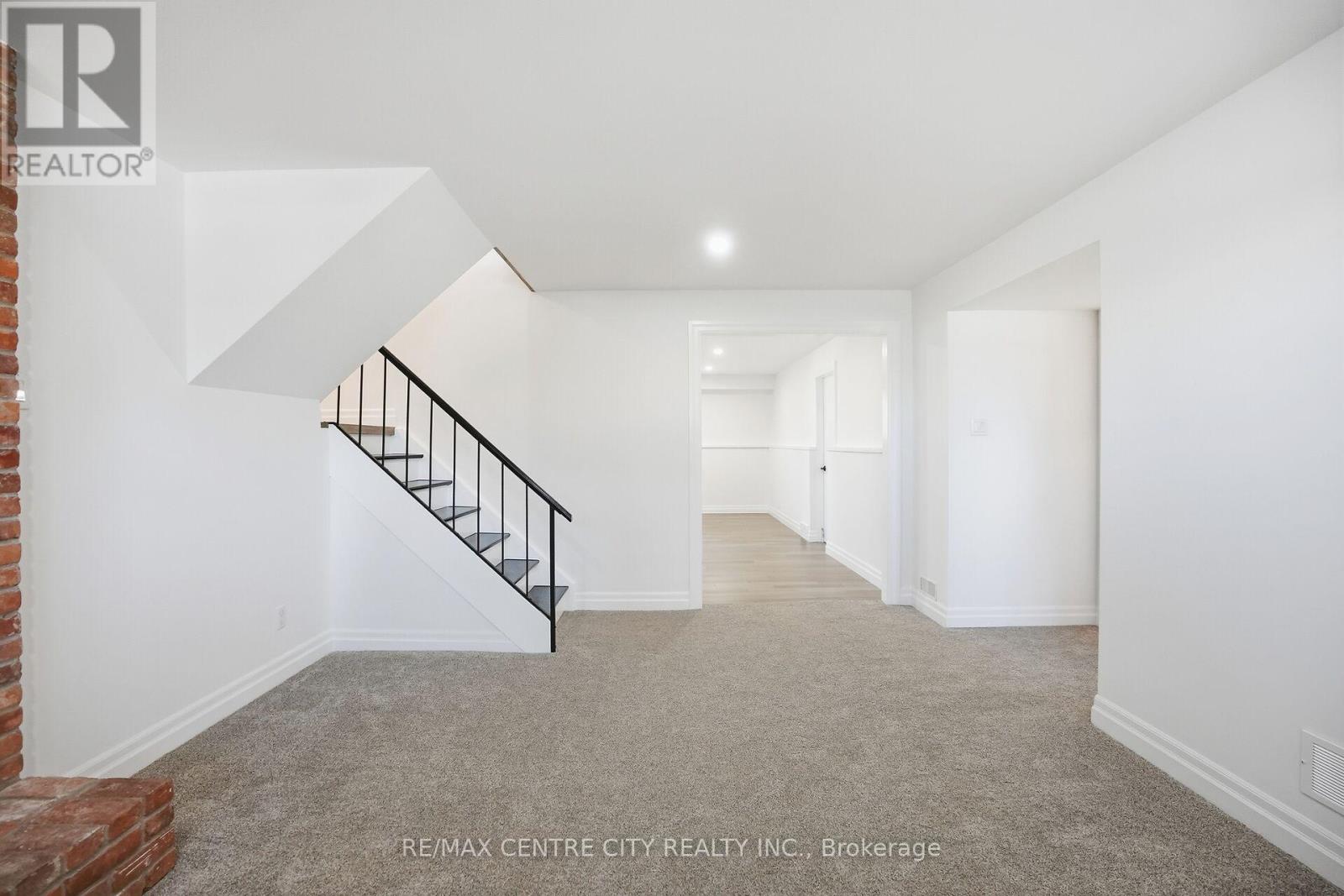 937 Fontaine Road, London North, Ontario  N6H 4H6 - Photo 33 - X12944118