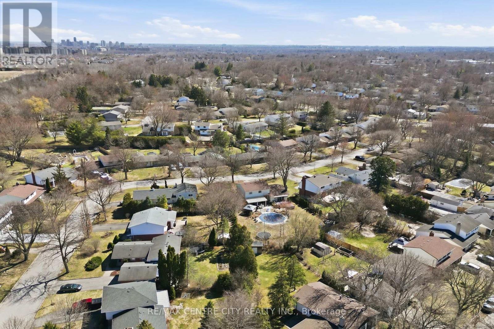 937 Fontaine Road, London North, Ontario  N6H 4H6 - Photo 50 - X12944118