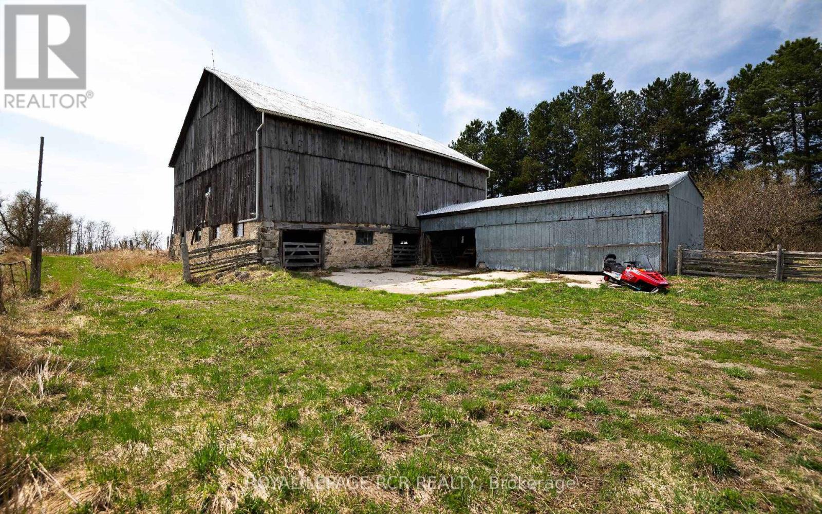 21120 Kennedy Road, Caledon, Ontario  L7K 1Y5 - Photo 13 - W12661642