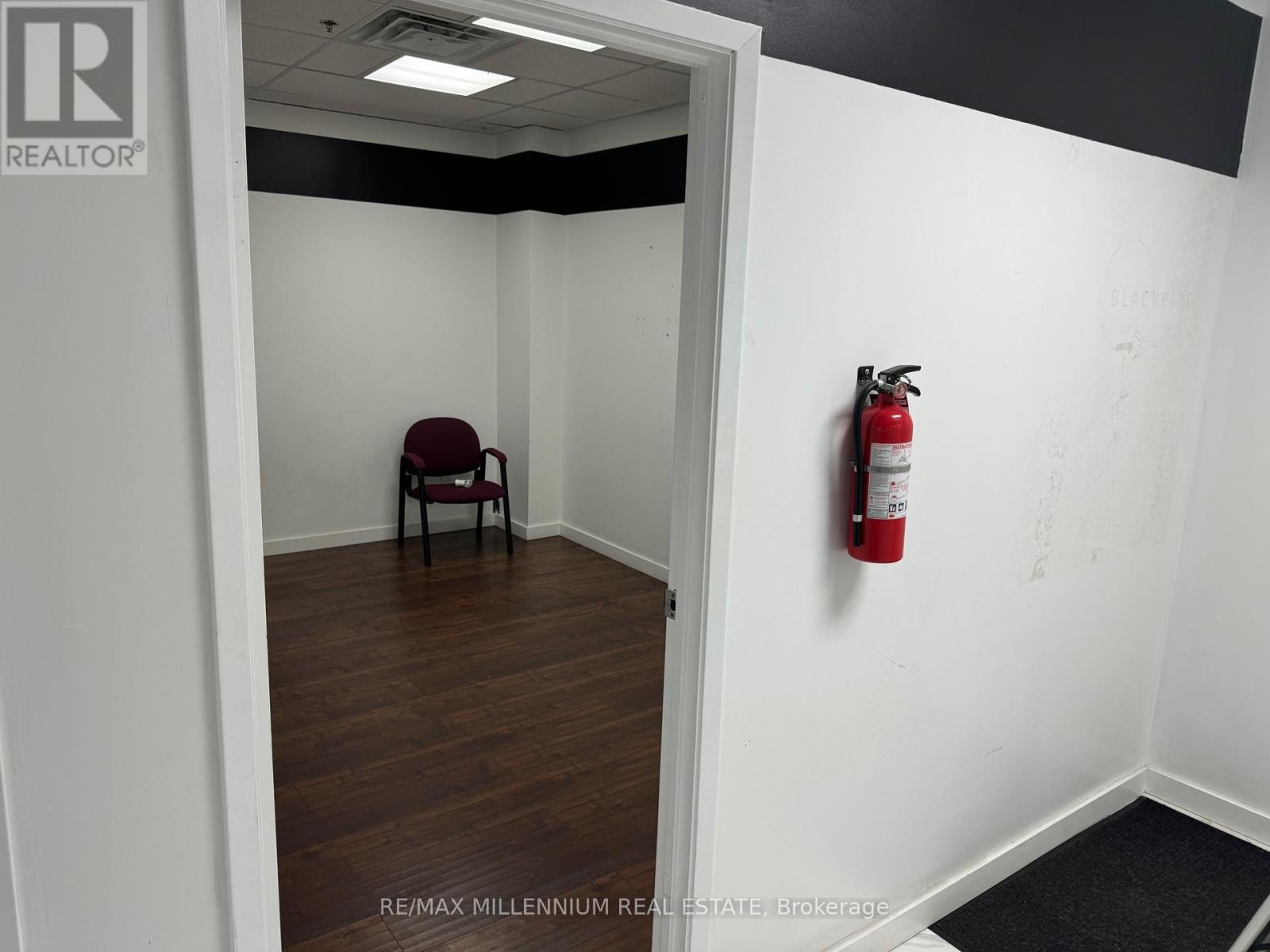 2b - 1315 Derry Road E, Mississauga, Ontario  L5T 1B6 - Photo 9 - W12849586