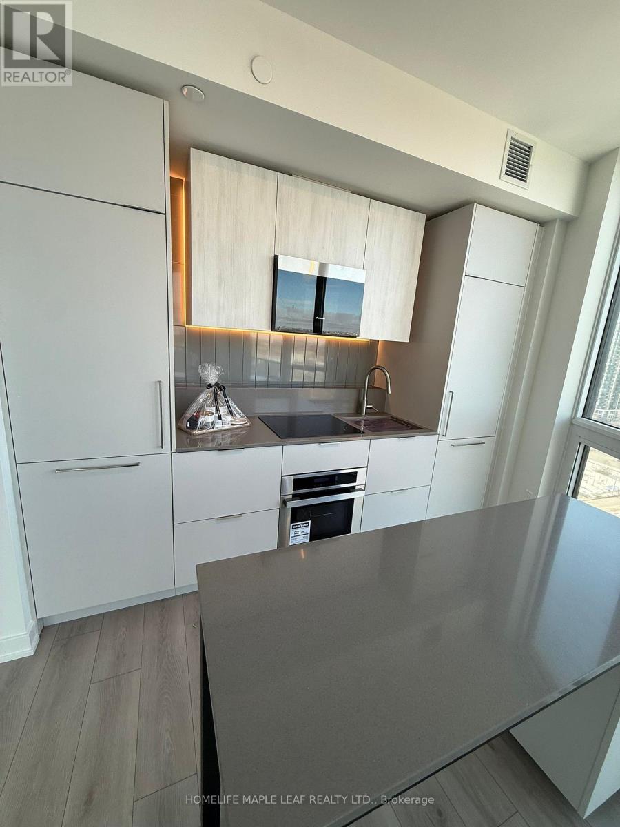 1904 - 1 Fairview Road E, Mississauga, Ontario  L5A 4C6 - Photo 3 - W12906786