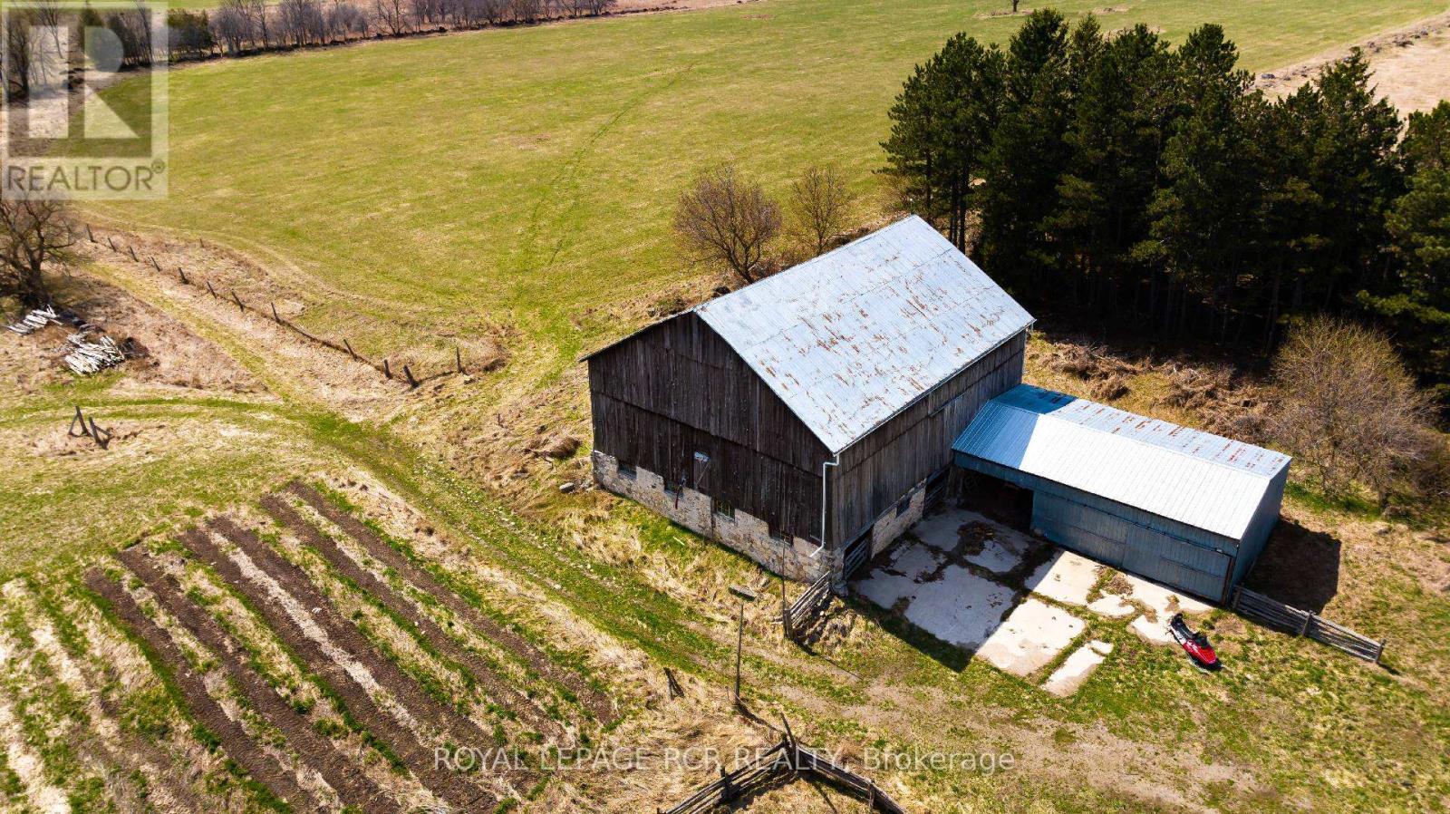 21120 Kennedy Road, Caledon, Ontario  L7K 1Y5 - Photo 14 - W12661642