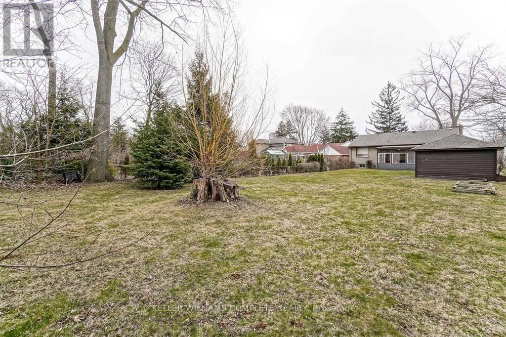 1219 Argreen Road, Mississauga, Ontario  L5G 3J2 - Photo 4 - W12939702