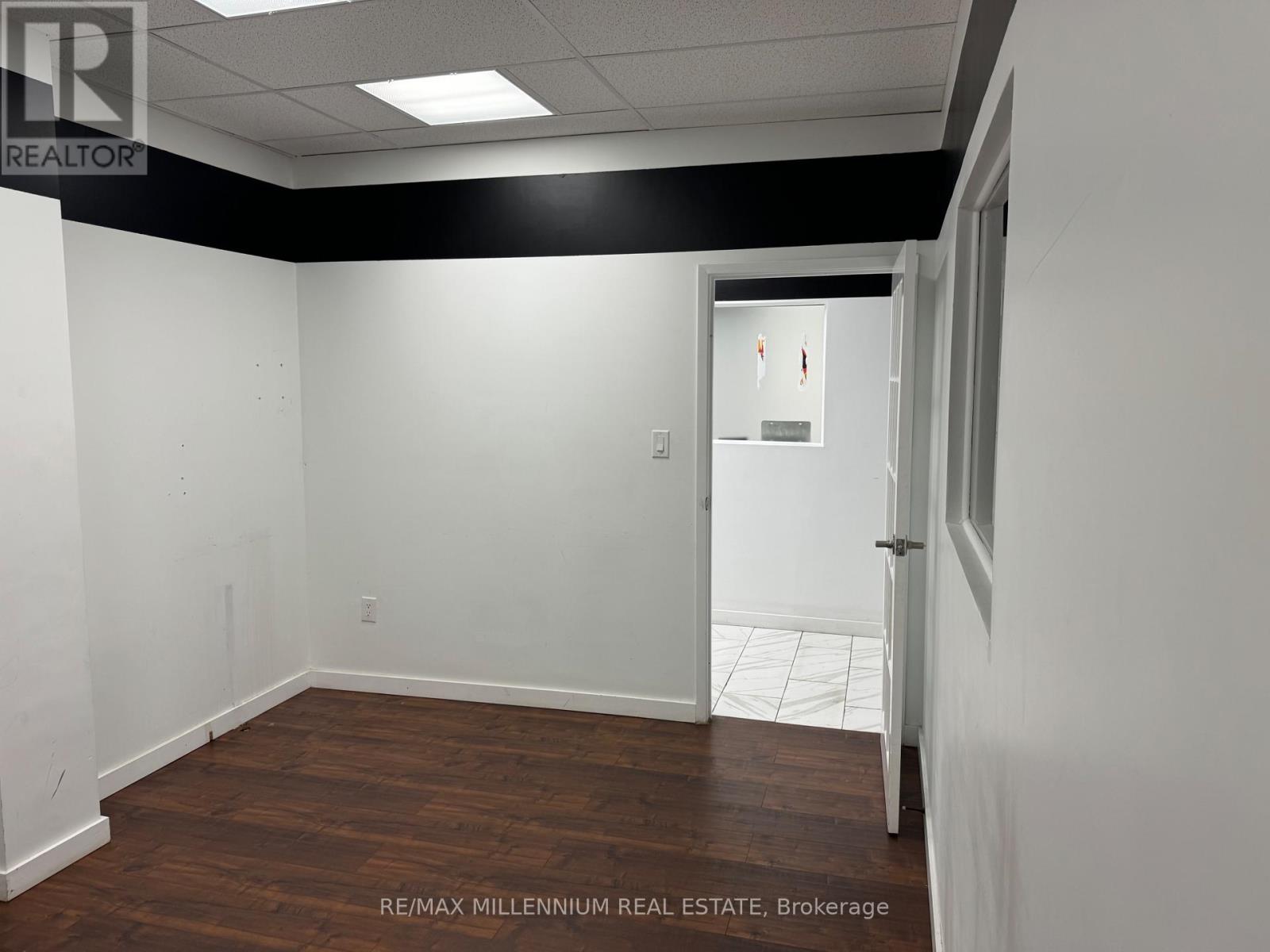 2b - 1315 Derry Road E, Mississauga, Ontario  L5T 1B6 - Photo 10 - W12849586