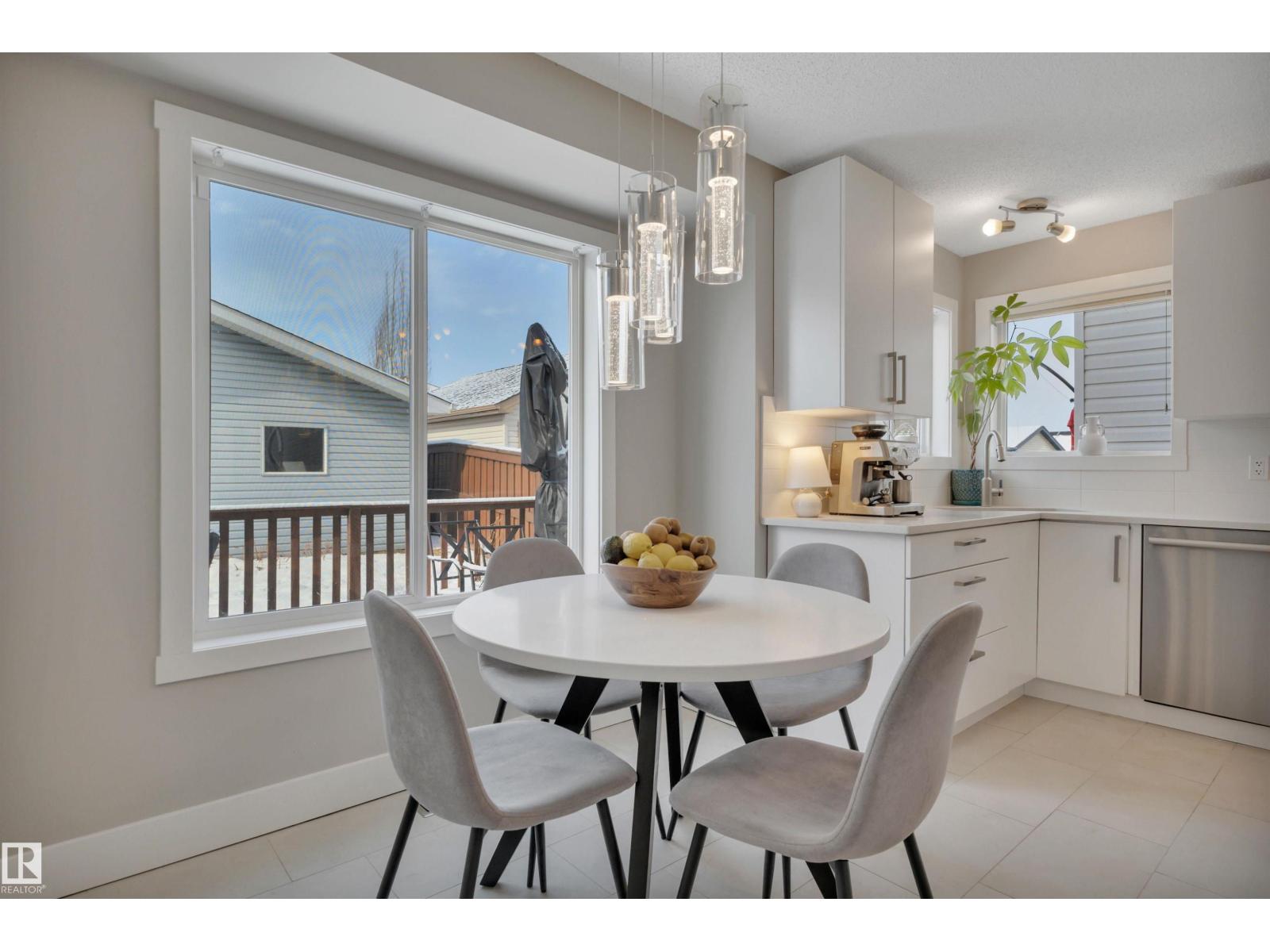 7030 South Terwillegar Dr Nw, Edmonton, Alberta  T6R 3V7 - Photo 10 - E4479989