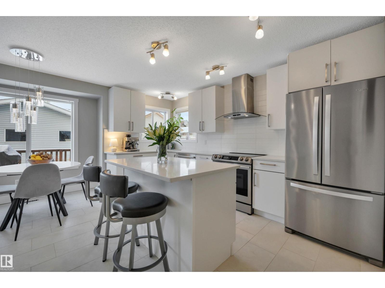 7030 South Terwillegar Dr Nw, Edmonton, Alberta  T6R 3V7 - Photo 4 - E4479989