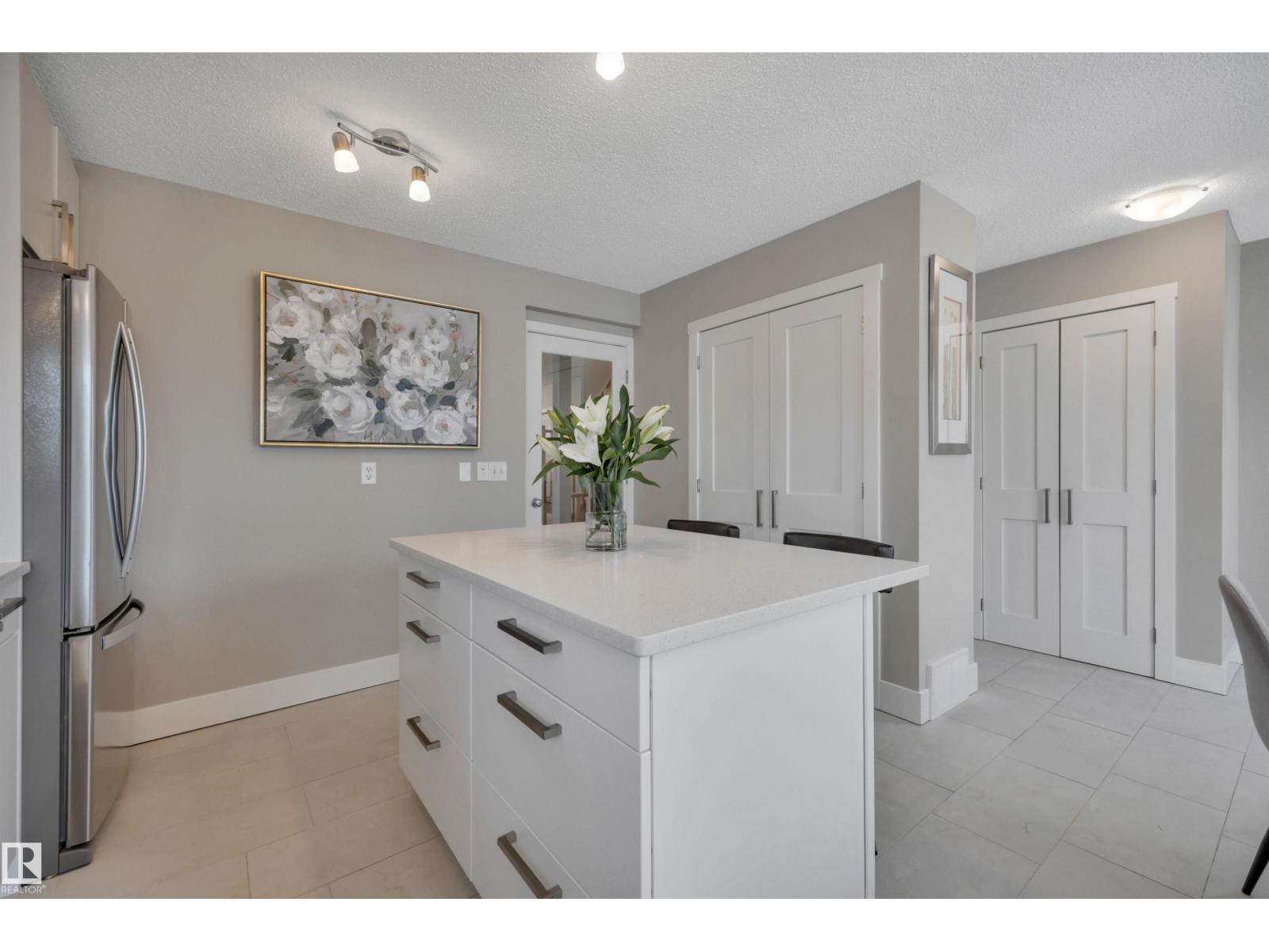 7030 South Terwillegar Dr Nw, Edmonton, Alberta  T6R 3V7 - Photo 8 - E4479989