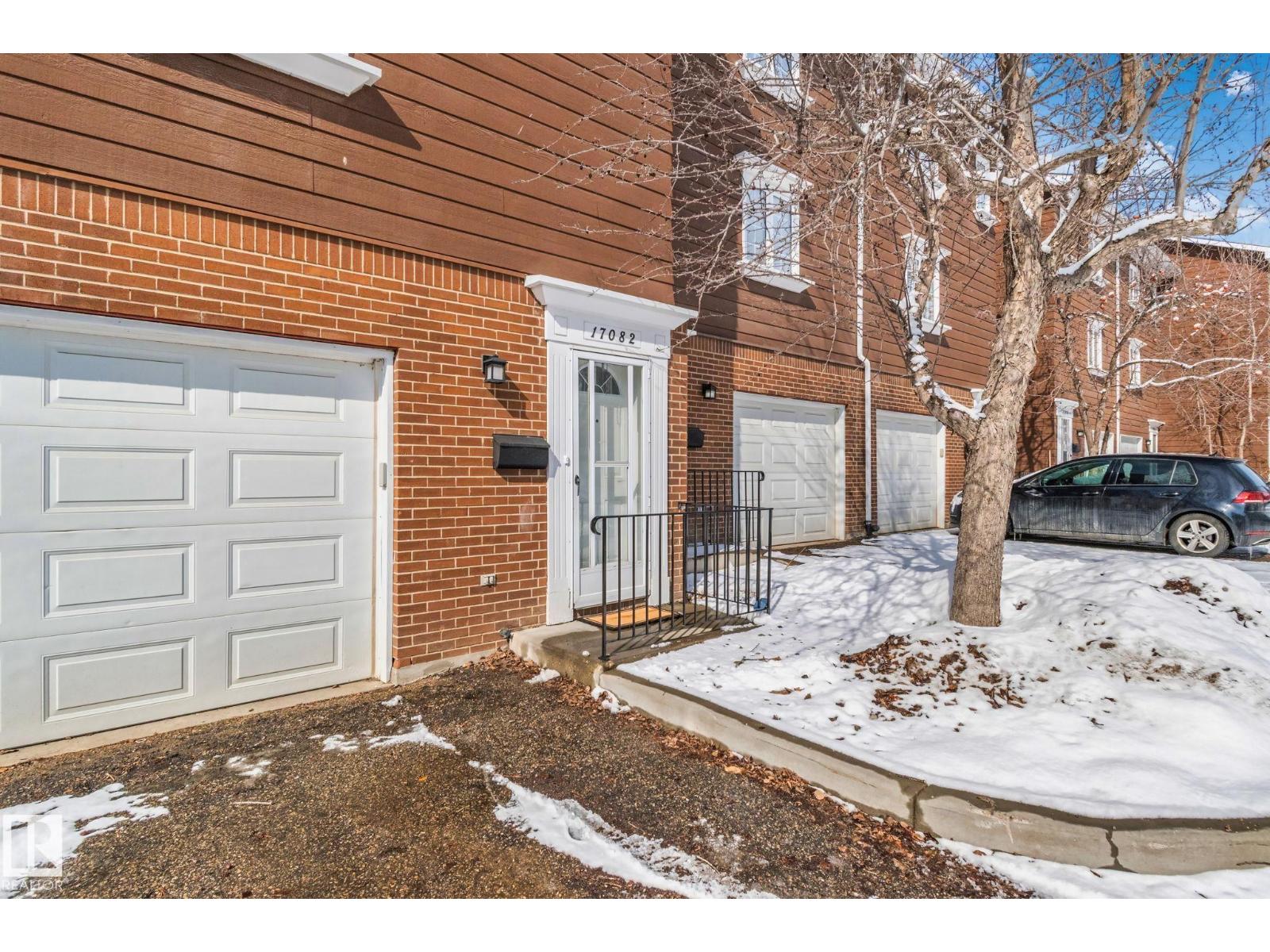 17082 67 AV NW NW, edmonton, Alberta
