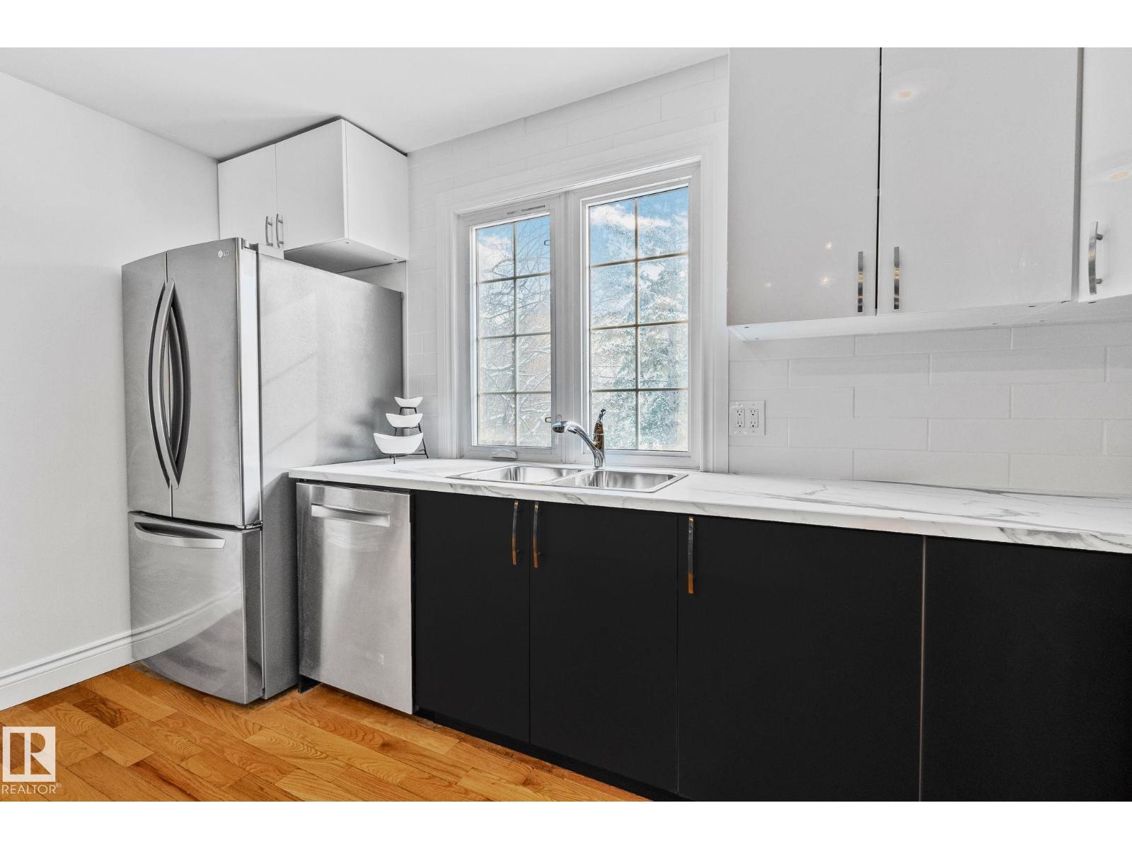 17082 67 Av Nw Nw, Edmonton, Alberta  T5T 1Y8 - Photo 3 - E4479990