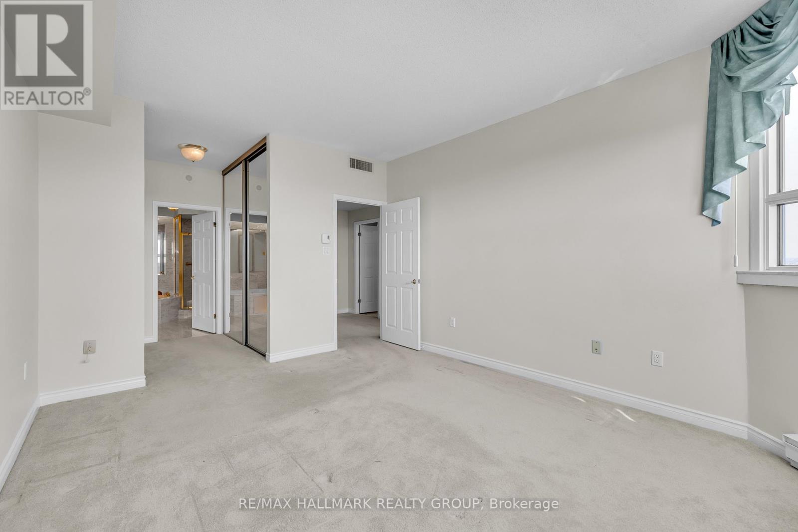 2403 - 1480 Riverside Drive, Ottawa, Ontario  K1G 5H2 - Photo 20 - X12943840