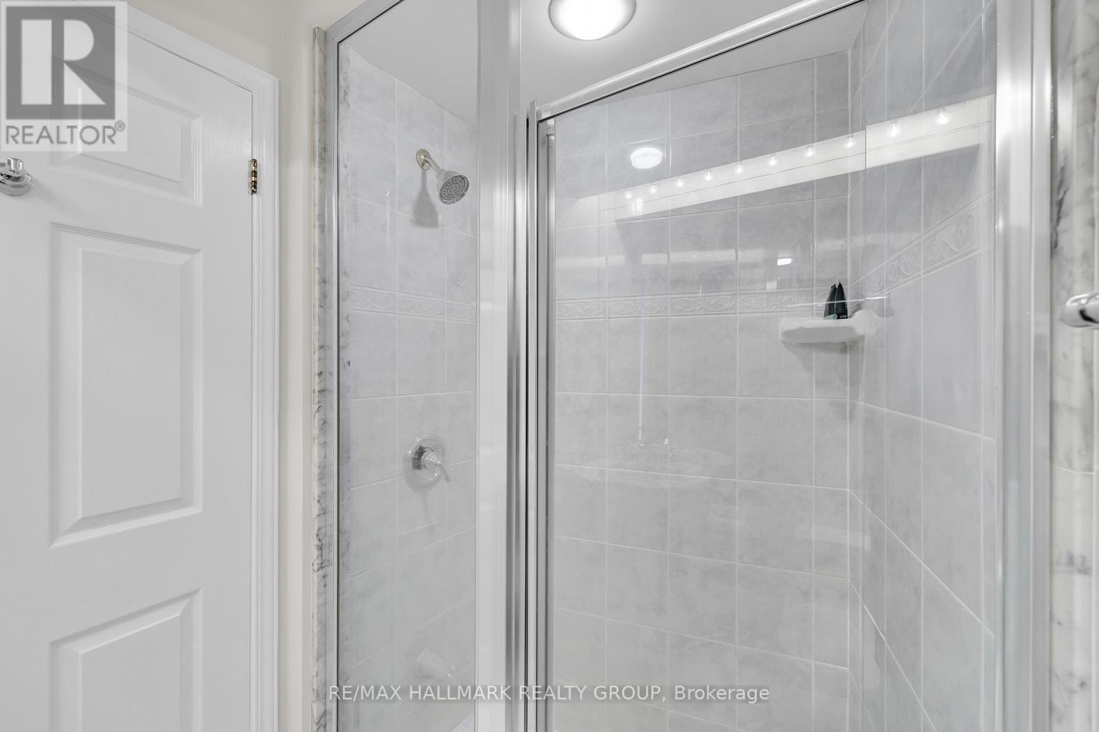 2403 - 1480 Riverside Drive, Ottawa, Ontario  K1G 5H2 - Photo 26 - X12943840