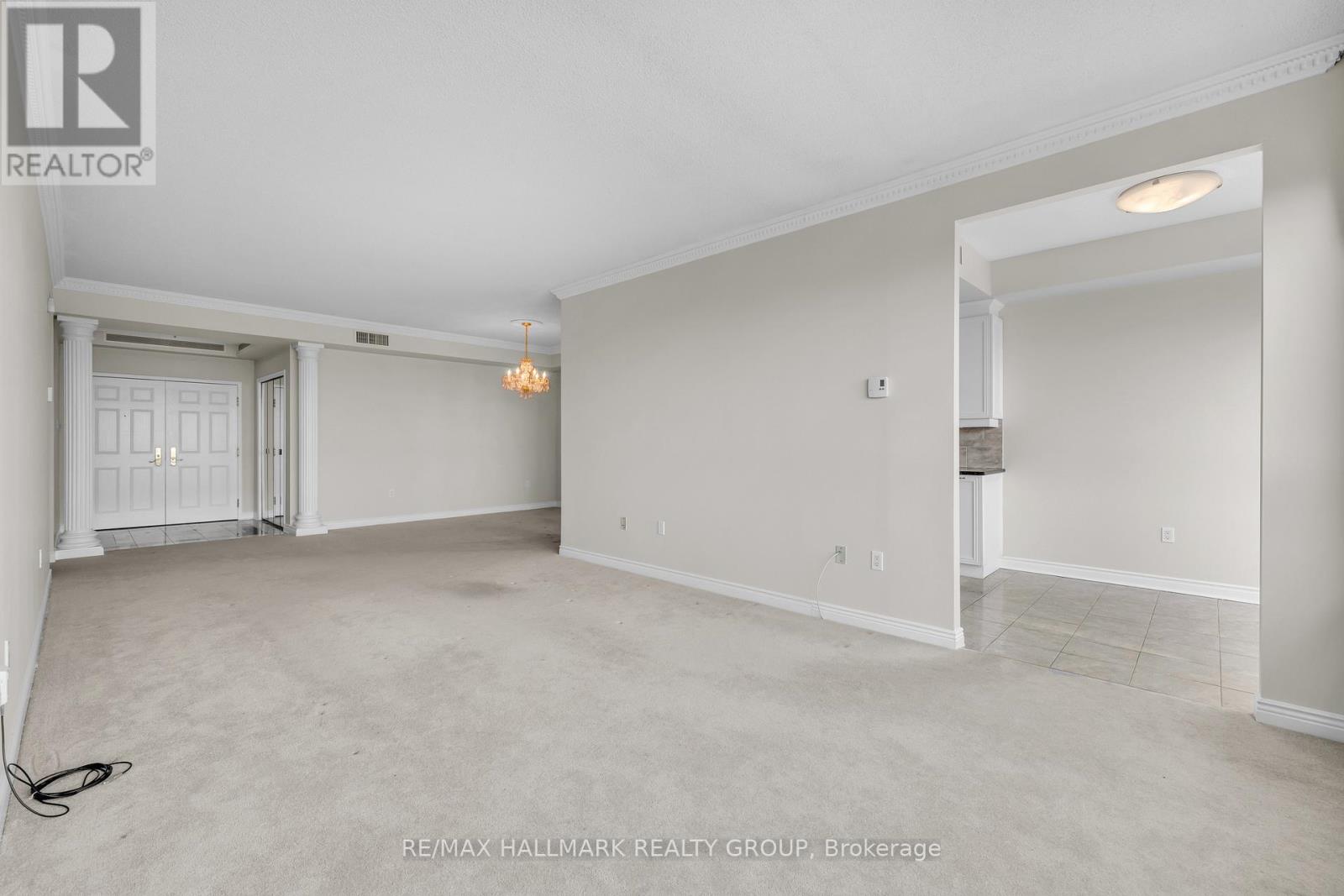 2403 - 1480 Riverside Drive, Ottawa, Ontario  K1G 5H2 - Photo 8 - X12943840