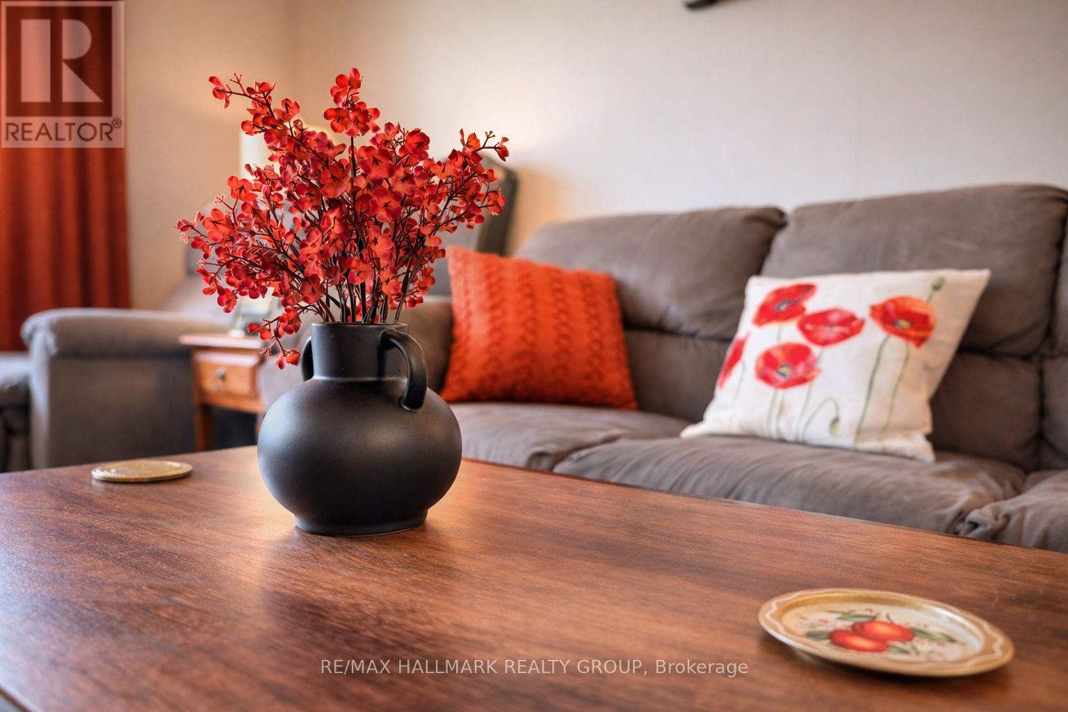 202 - 22 Welland Street, Perth, Ontario  K7H 3H7 - Photo 11 - X12943846