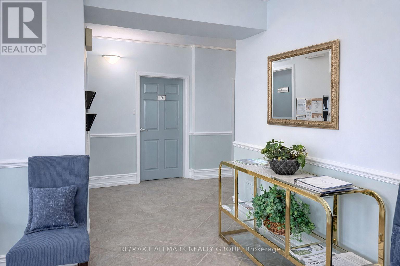 202 - 22 Welland Street, Perth, Ontario  K7H 3H7 - Photo 3 - X12943846