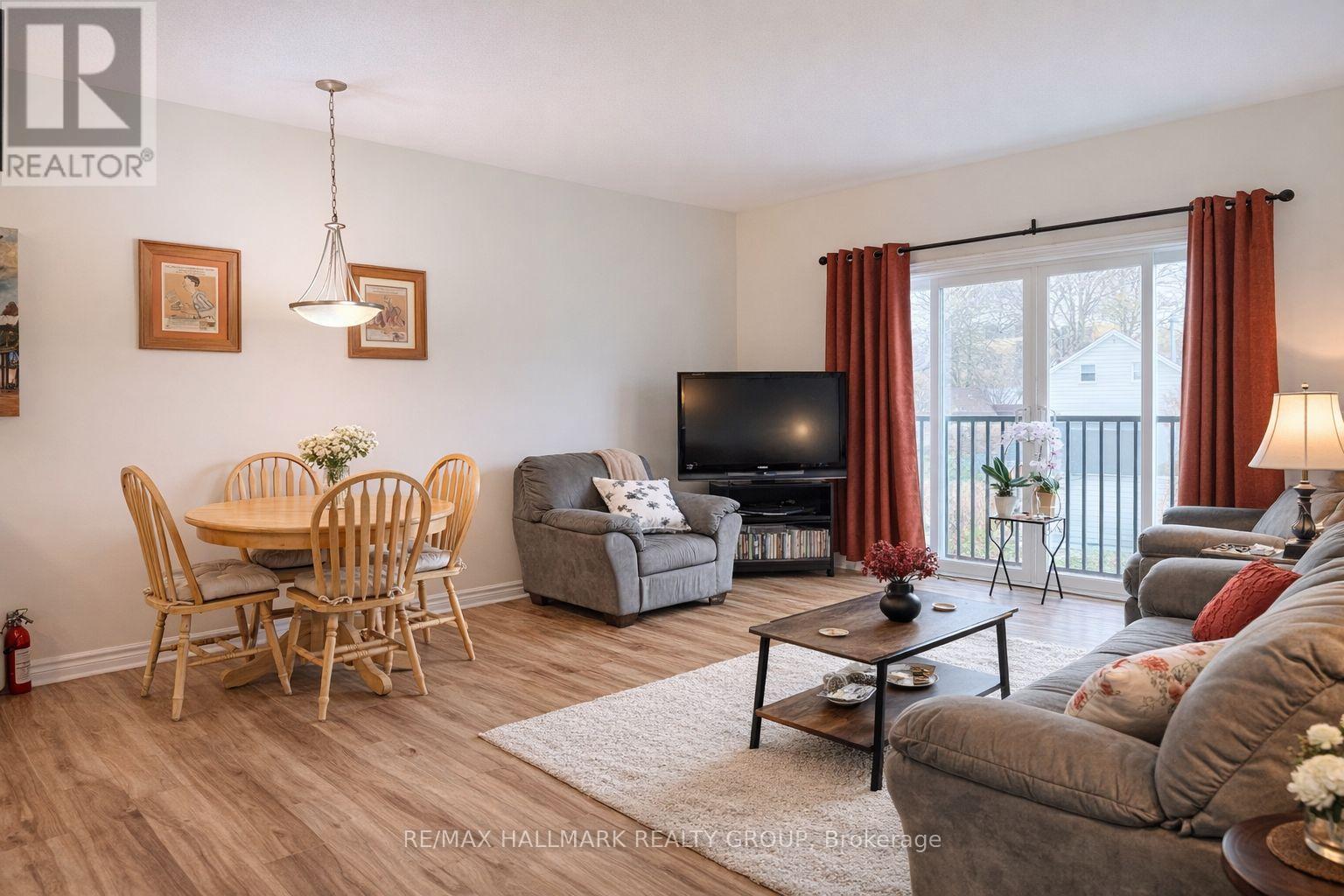 202 - 22 Welland Street, Perth, Ontario  K7H 3H7 - Photo 9 - X12943846