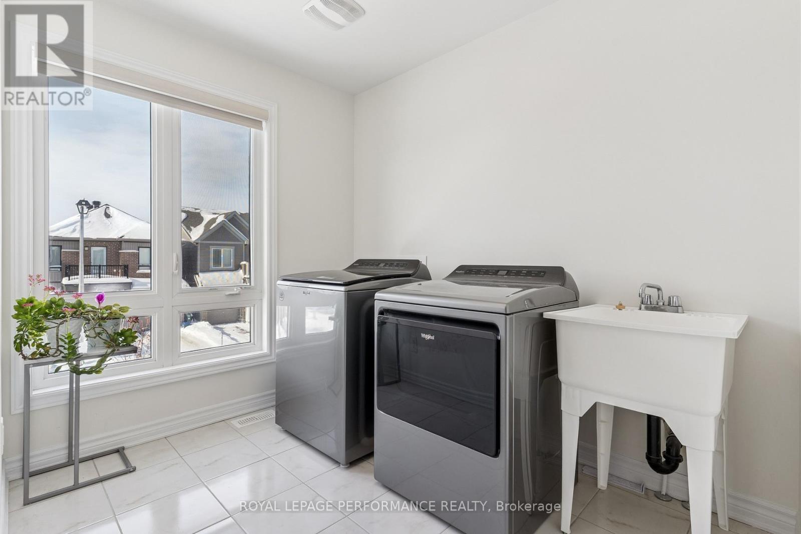 845 Snap Hook Crescent, Ottawa, Ontario  K2J 6V7 - Photo 39 - X12944020