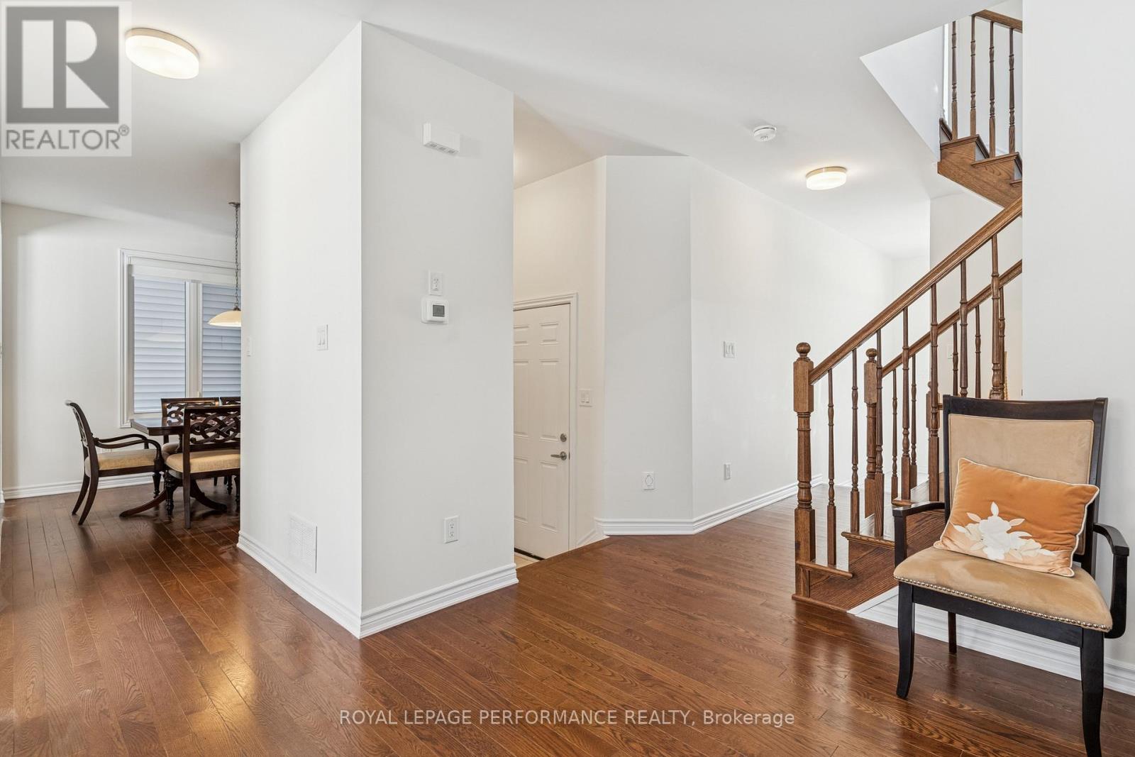 845 Snap Hook Crescent, Ottawa, Ontario  K2J 6V7 - Photo 8 - X12944020