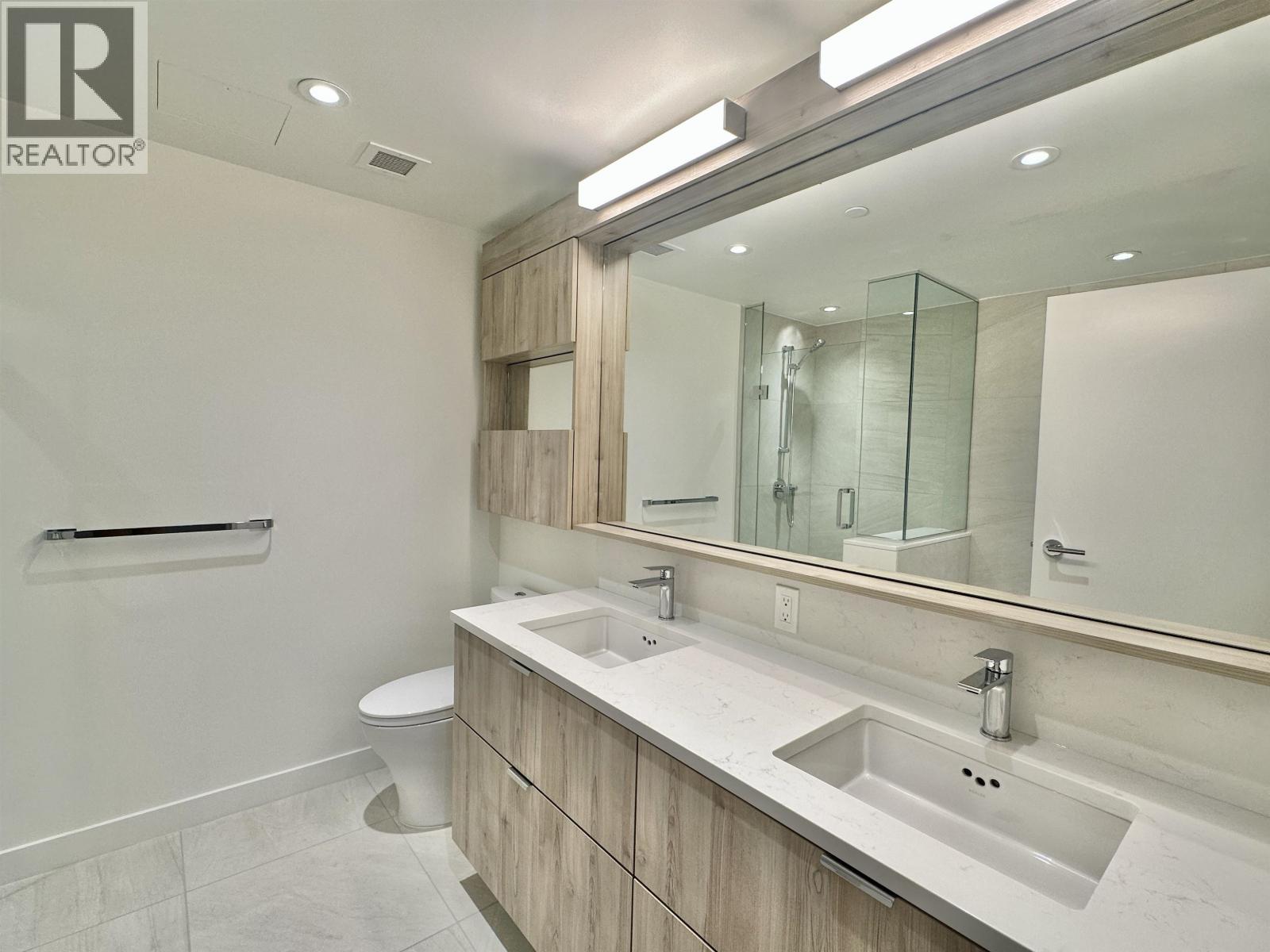 501 755 Harbourside Drive, North Vancouver, British Columbia  V7P 0G1 - Photo 8 - R3105807