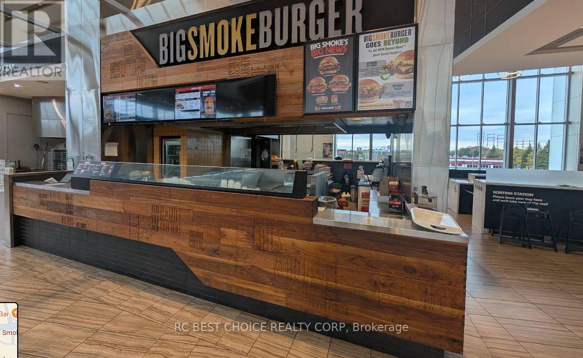 25 The West Mall, Toronto, Ontario  M9C 1B8 - Photo 6 - W12444329