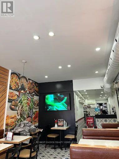 384 Royal York Road, Toronto, Ontario  M8Y 2R3 - Photo 7 - W12790560