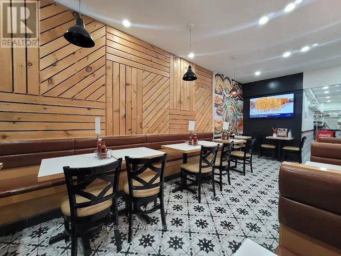 384 Royal York Road, Toronto, Ontario  M8Y 2R3 - Photo 8 - W12790560