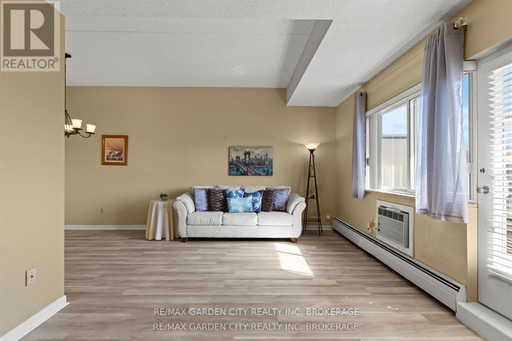 517 - 196 Scott Street, St. Catharines, Ontario  L2N 5T2 - Photo 13 - X12944072