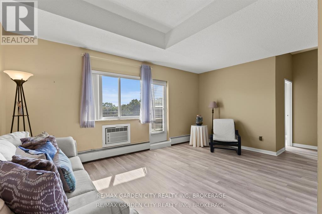 517 - 196 Scott Street, St. Catharines, Ontario  L2N 5T2 - Photo 16 - X12944072