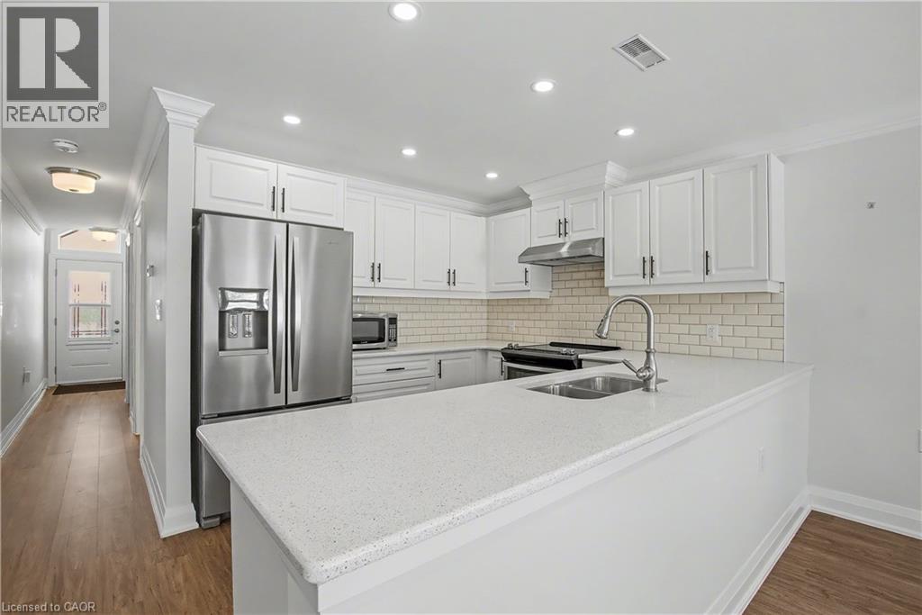 17 Monsignor Henkey Terrace, Hamilton, Ontario  L9B 2M2 - Photo 13 - 40797847