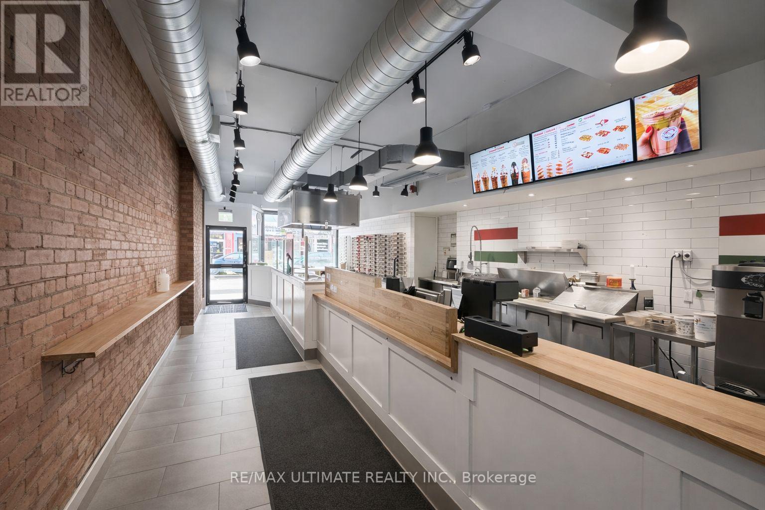 454 Bloor Street W, Toronto, Ontario  M5S 1X8 - Photo 8 - C12943872