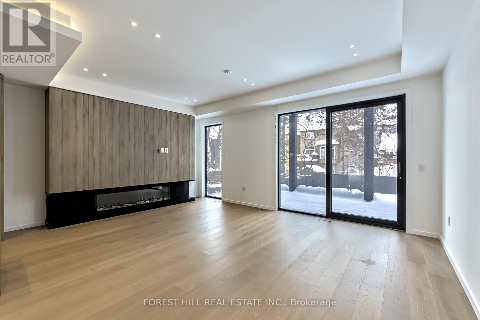 42 Cameron Avenue, Toronto, Ontario  M2N 1E1 - Photo 8 - C12943920