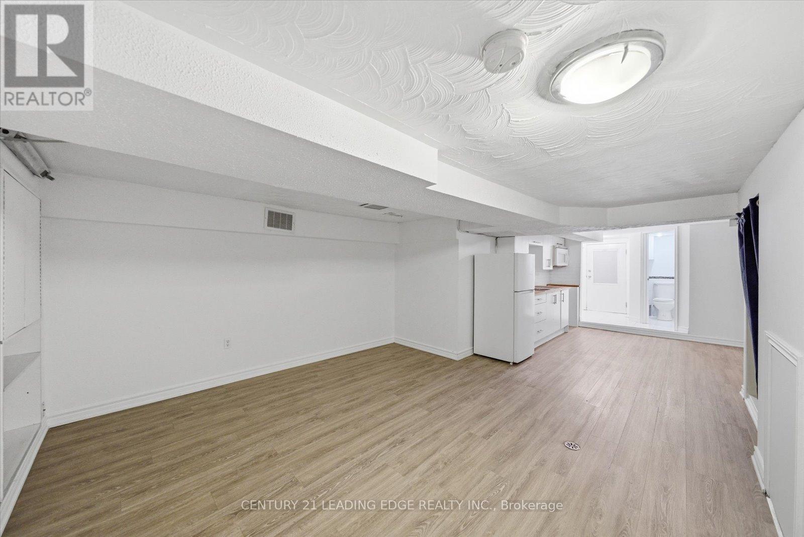 30 Ulster Street, Toronto, Ontario  M5S 1E3 - Photo 23 - C12943968