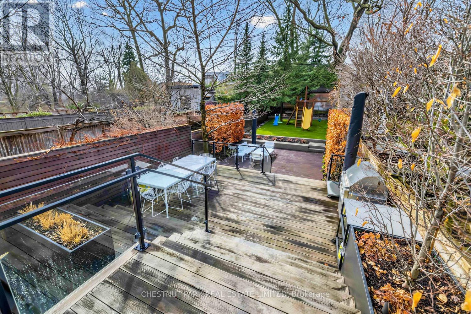 55 Farnham Avenue, Toronto, Ontario  M4V 1H6 - Photo 15 - C12943972