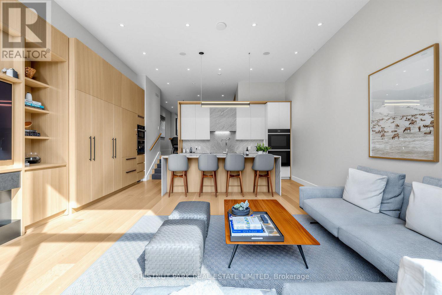 55 Farnham Avenue, Toronto, Ontario  M4V 1H6 - Photo 16 - C12943972