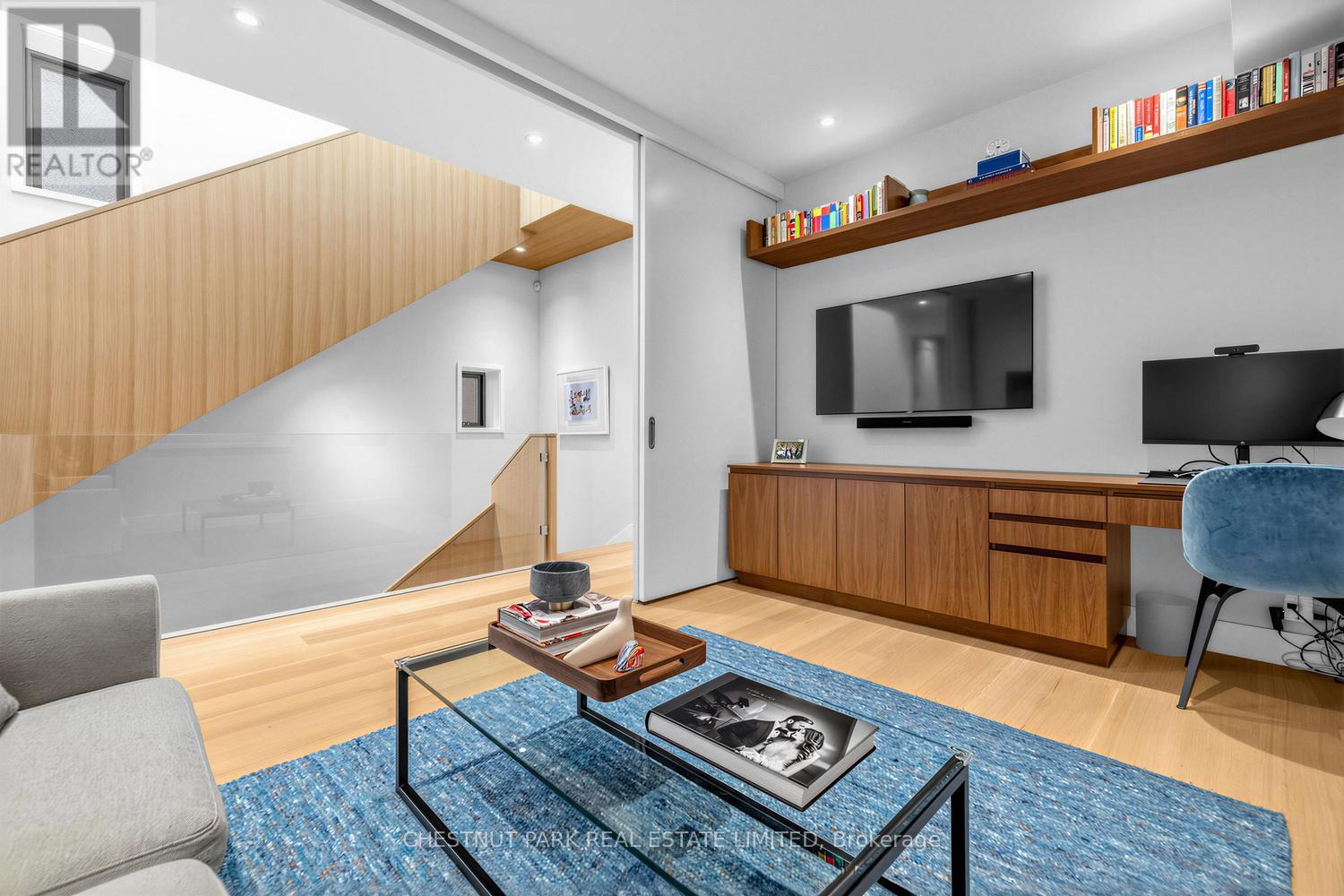 55 Farnham Avenue, Toronto, Ontario  M4V 1H6 - Photo 27 - C12943972