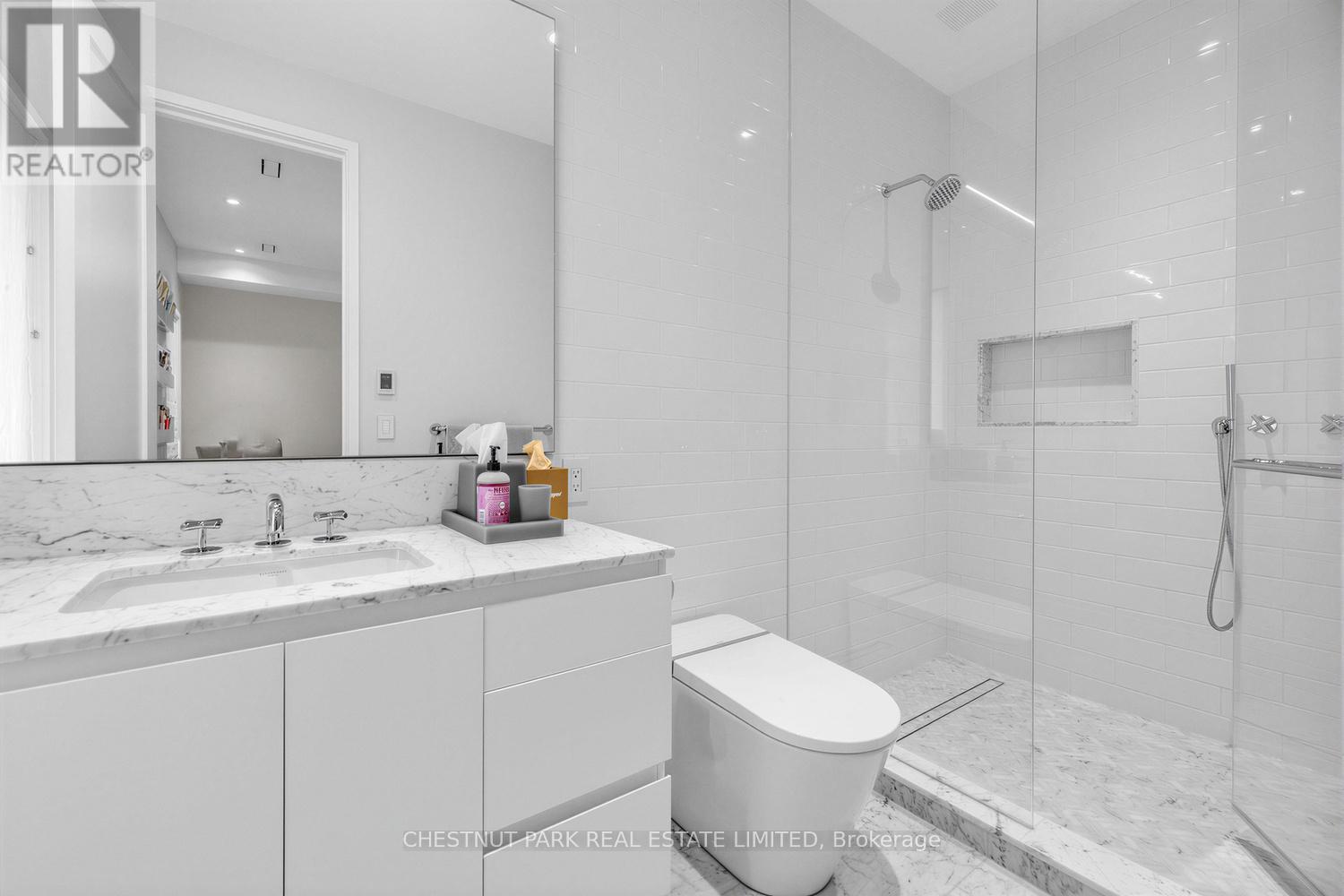 55 Farnham Avenue, Toronto, Ontario  M4V 1H6 - Photo 30 - C12943972