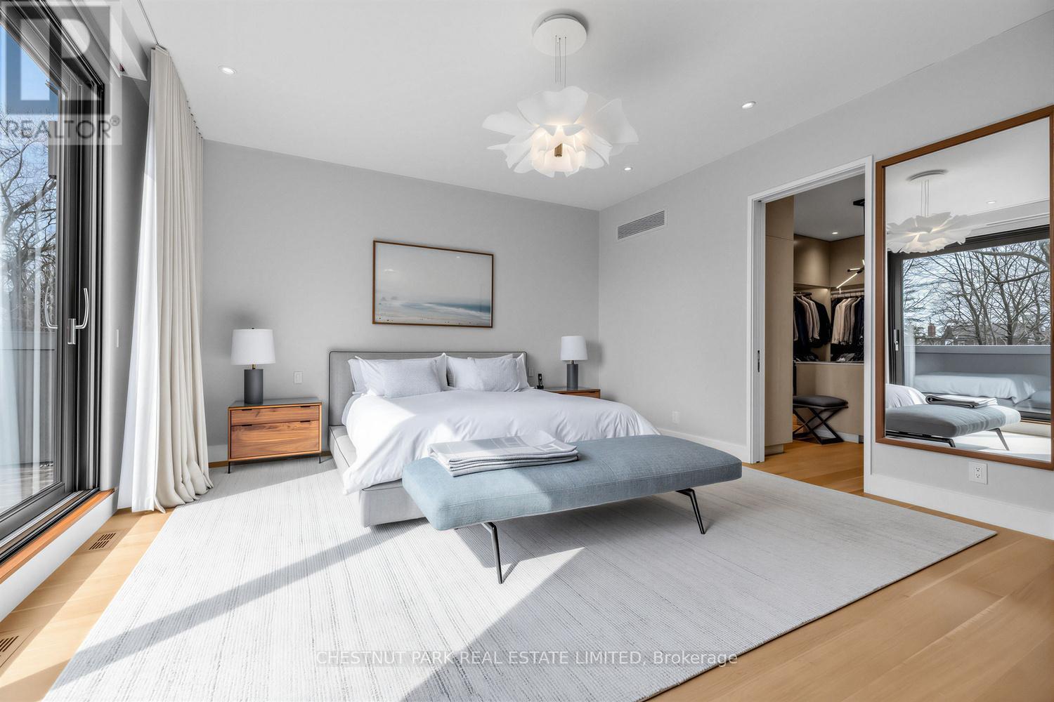 55 Farnham Avenue, Toronto, Ontario  M4V 1H6 - Photo 33 - C12943972