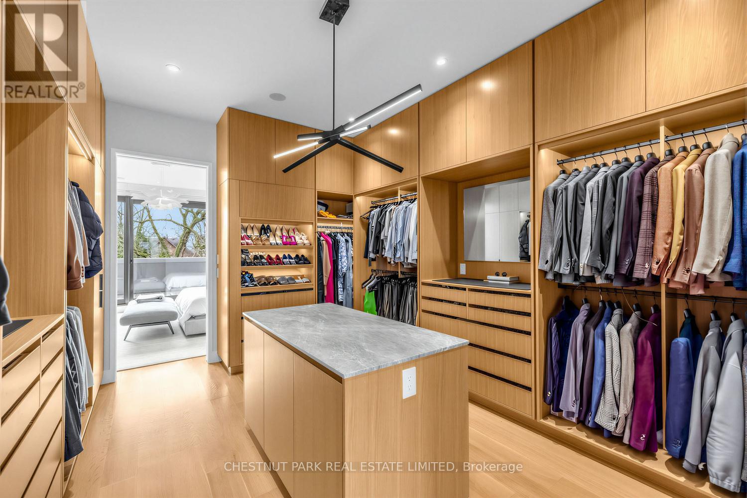 55 Farnham Avenue, Toronto, Ontario  M4V 1H6 - Photo 35 - C12943972