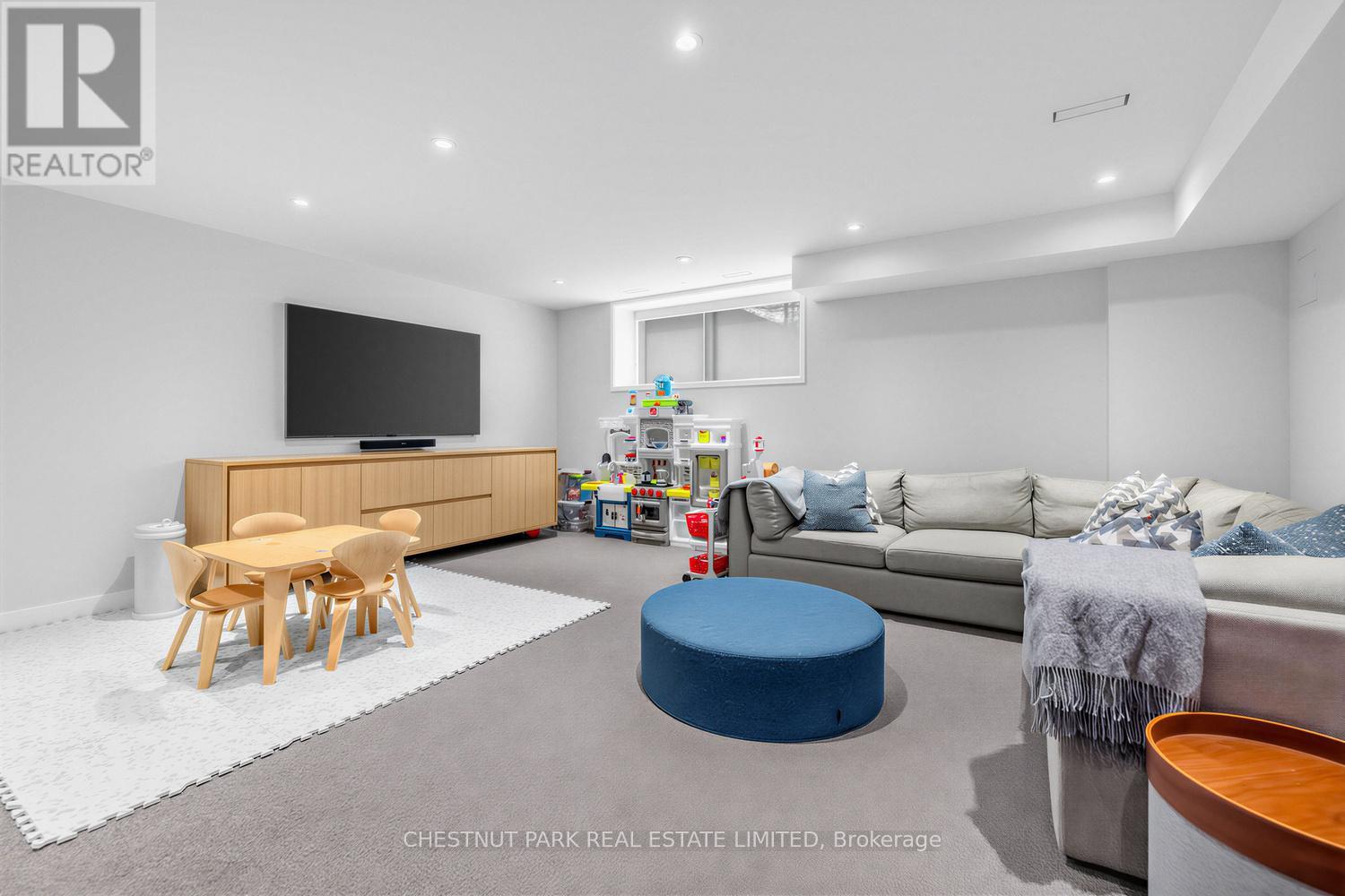 55 Farnham Avenue, Toronto, Ontario  M4V 1H6 - Photo 40 - C12943972