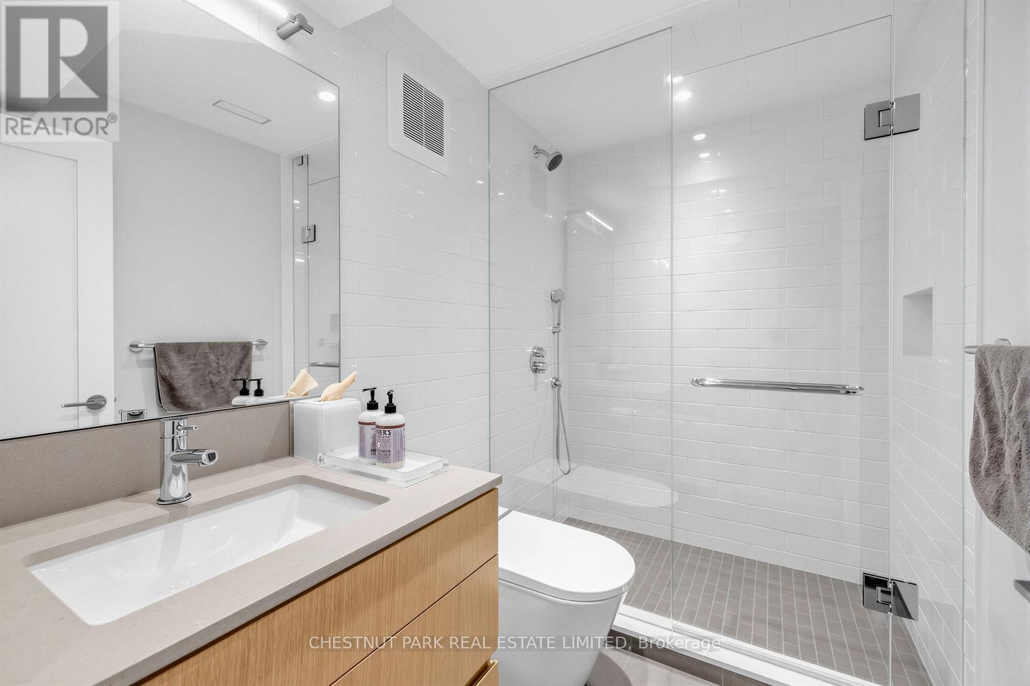 55 Farnham Avenue, Toronto, Ontario  M4V 1H6 - Photo 41 - C12943972