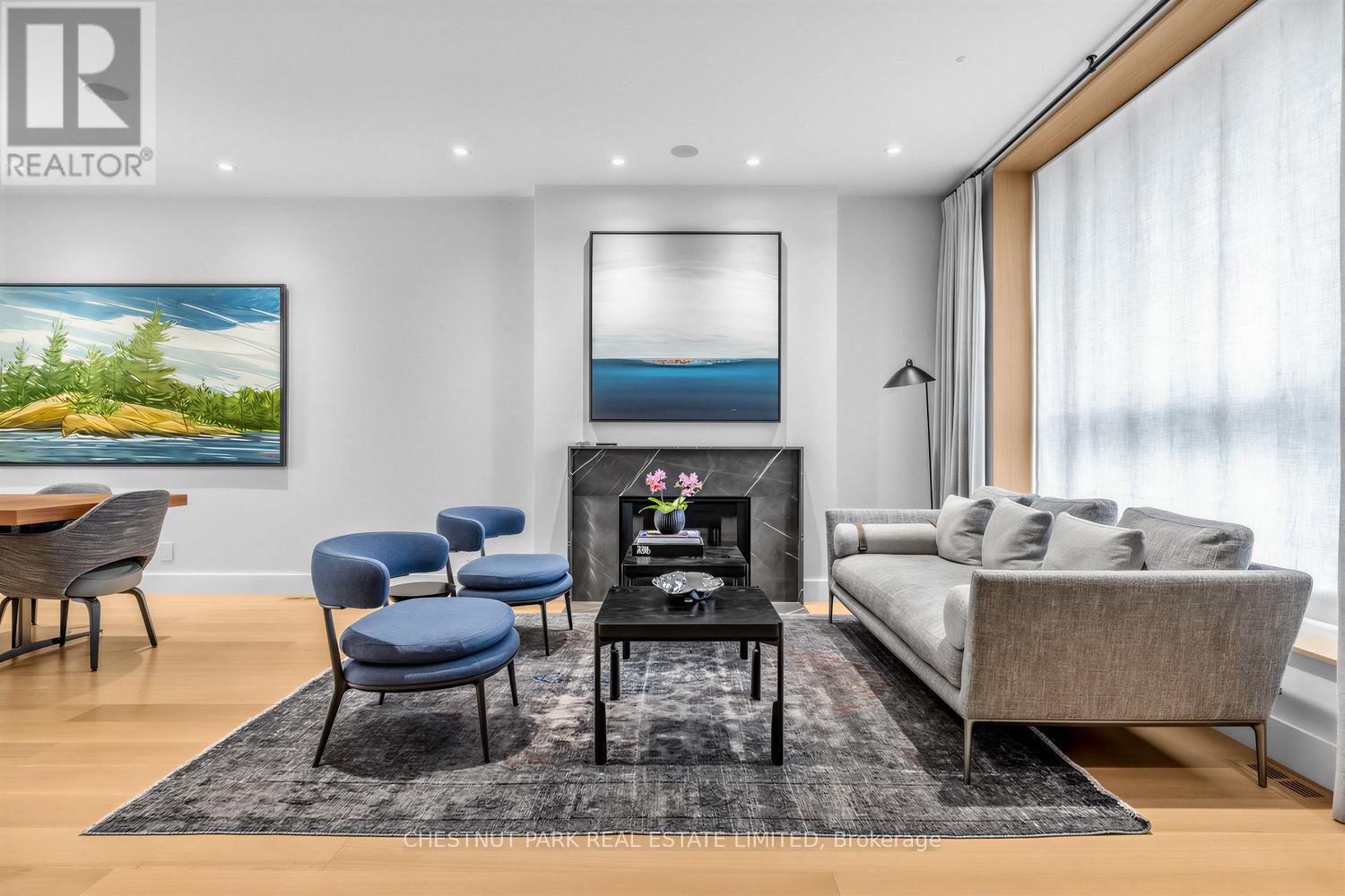 55 Farnham Avenue, Toronto, Ontario  M4V 1H6 - Photo 5 - C12943972