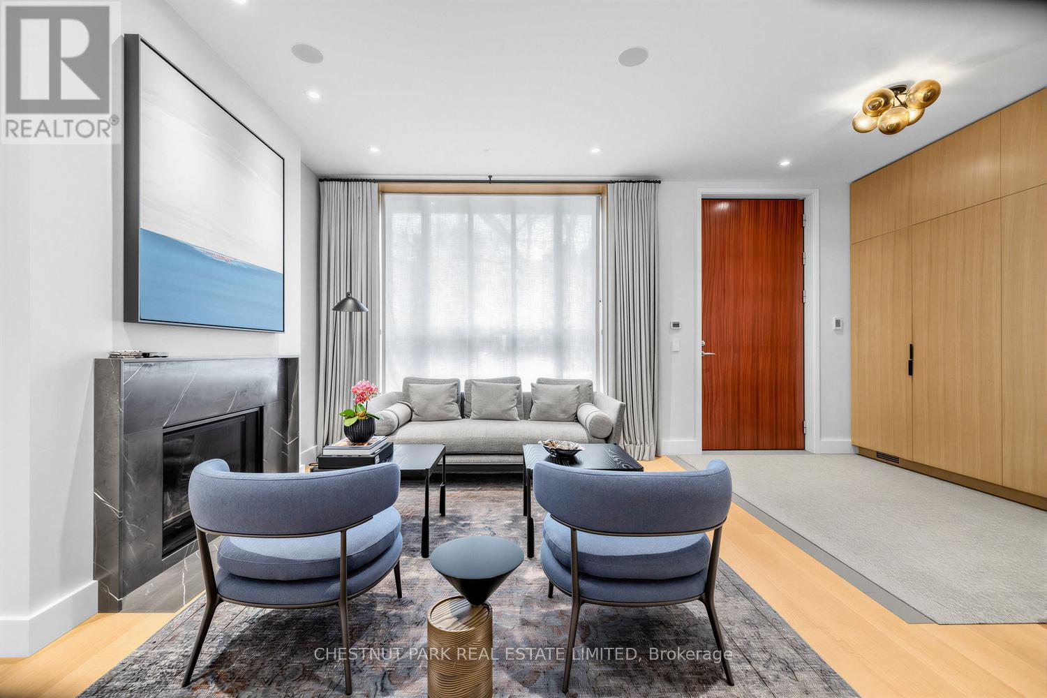 55 Farnham Avenue, Toronto, Ontario  M4V 1H6 - Photo 6 - C12943972