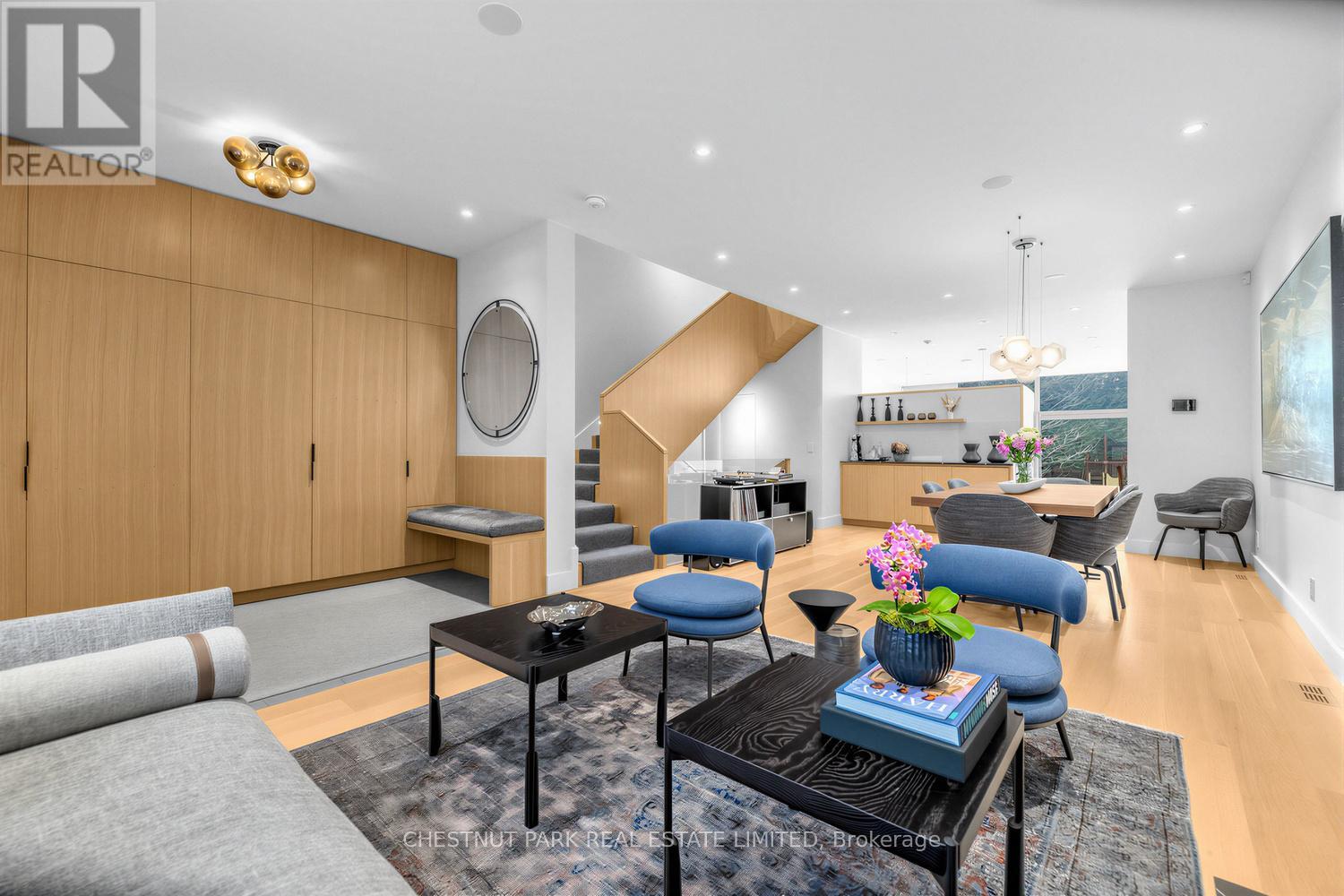 55 Farnham Avenue, Toronto, Ontario  M4V 1H6 - Photo 7 - C12943972