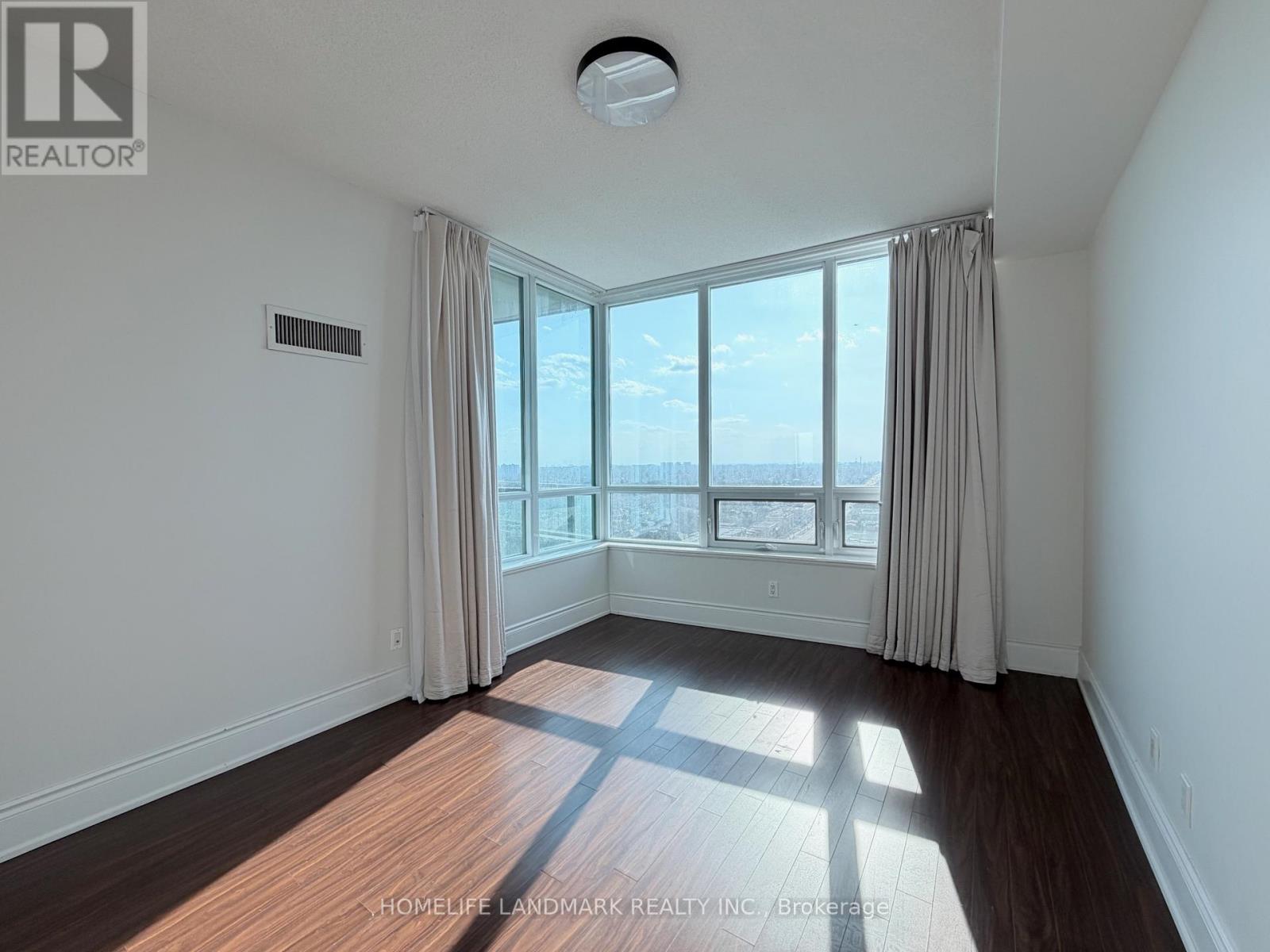 1607 - 15 Greenview Avenue, Toronto, Ontario  M2M 4M7 - Photo 10 - C12943980