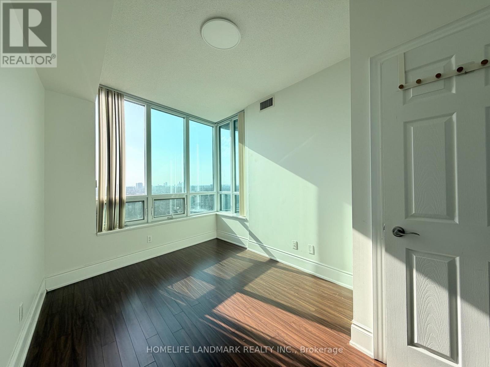 1607 - 15 Greenview Avenue, Toronto, Ontario  M2M 4M7 - Photo 5 - C12943980