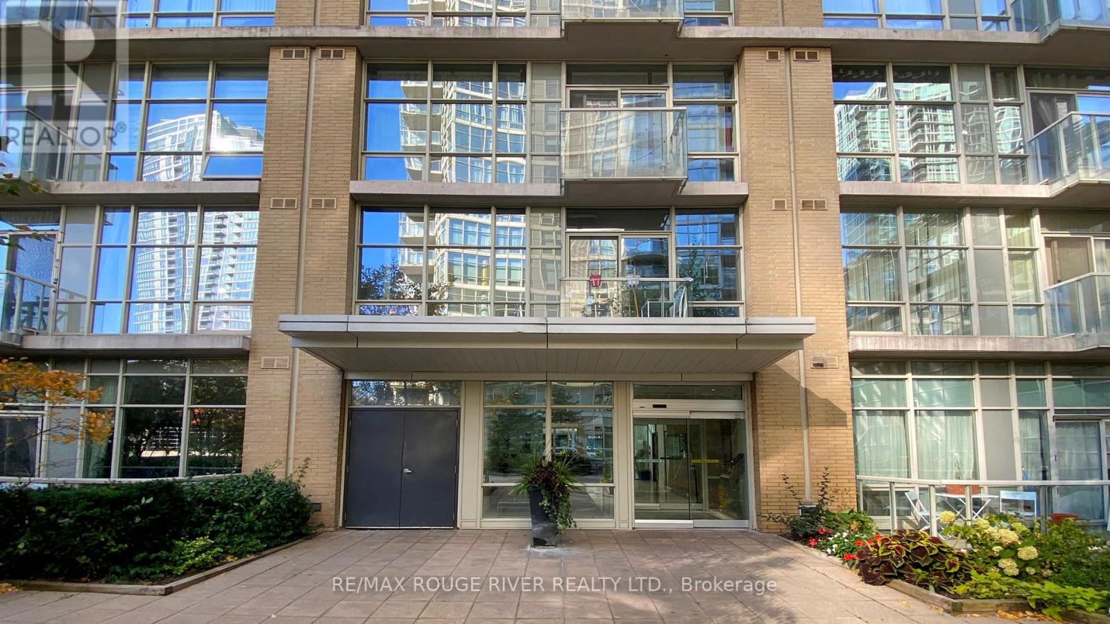 M03 - 9 Spadina Avenue, Toronto, Ontario  M5V 3V5 - Photo 3 - C12944000